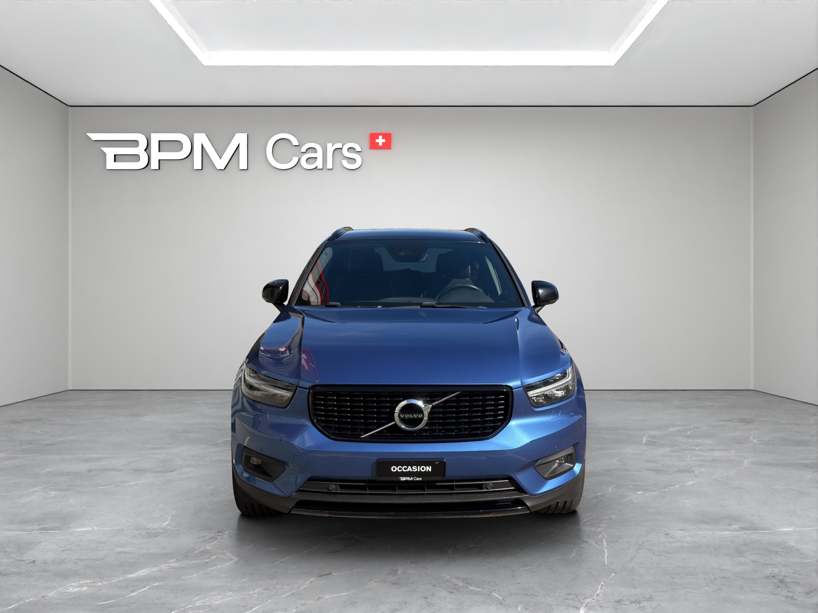VOLVO XC40 2.0 B5 MH R-Design AWD - 2