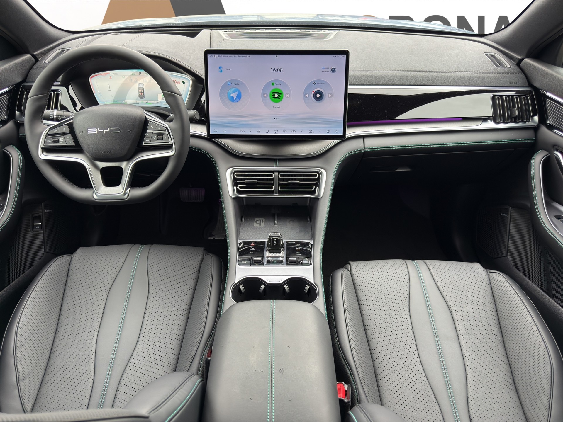 BYD Seal U DM-i Design AWD - 10