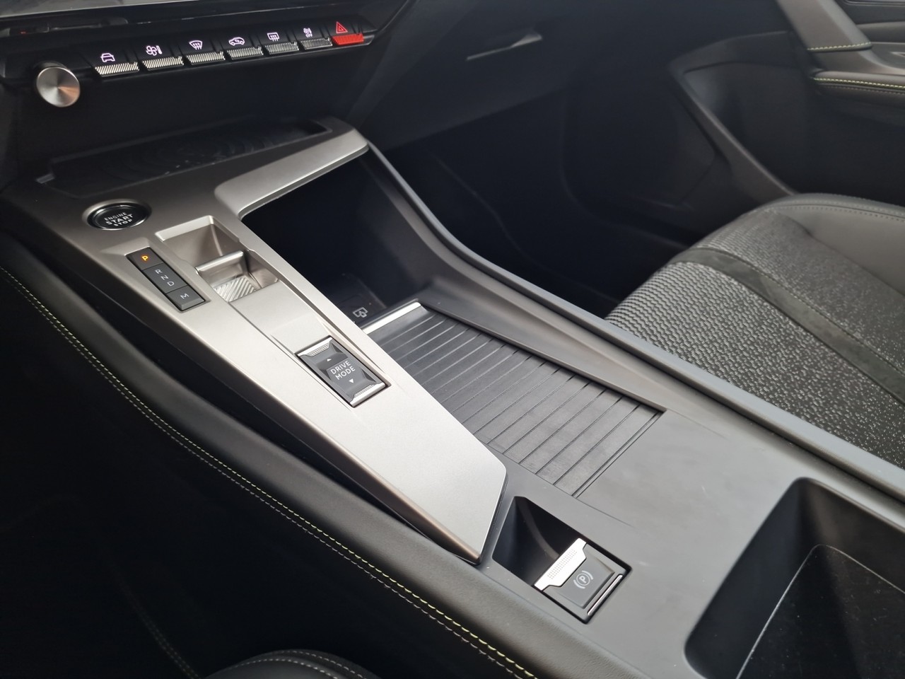 peugeot Gallery 18