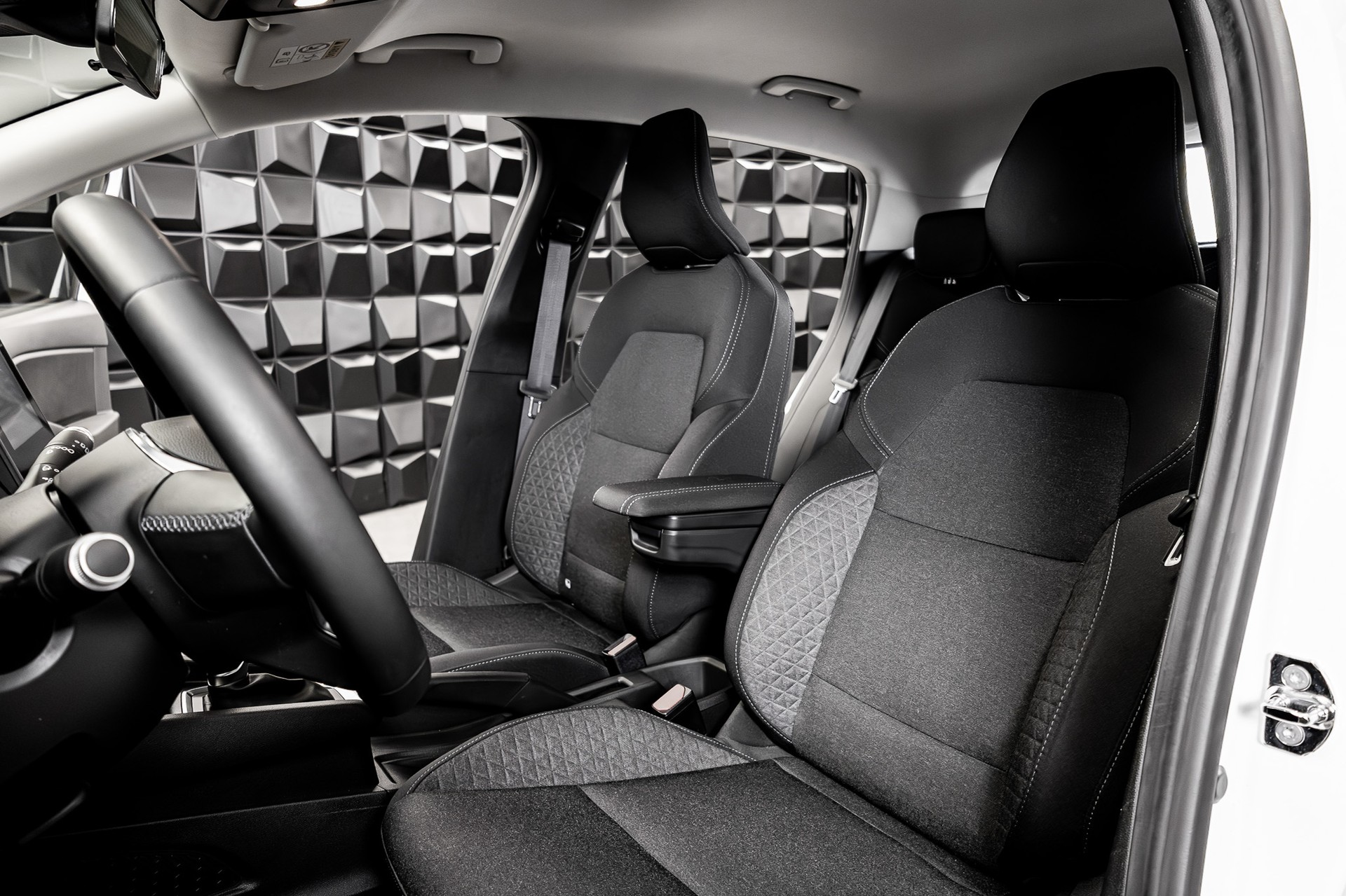 RENAULT Clio 1.0 Intens CVT - 10