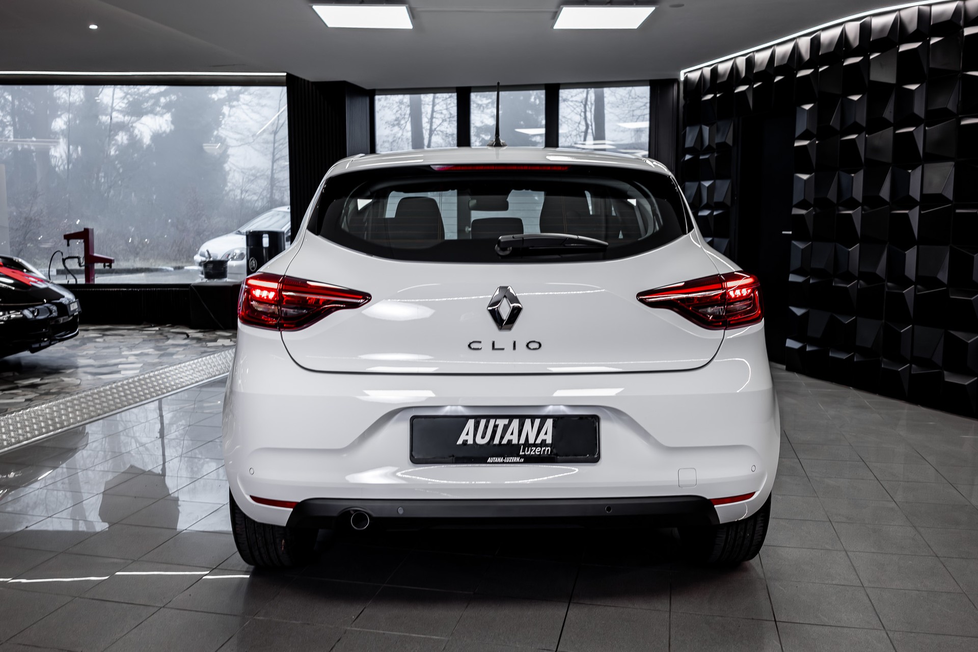 RENAULT Clio 1.0 Intens CVT - 5