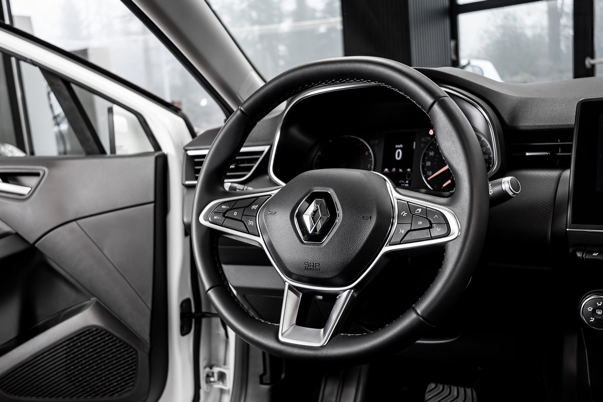 RENAULT Clio 1.0 Intens CVT - 7