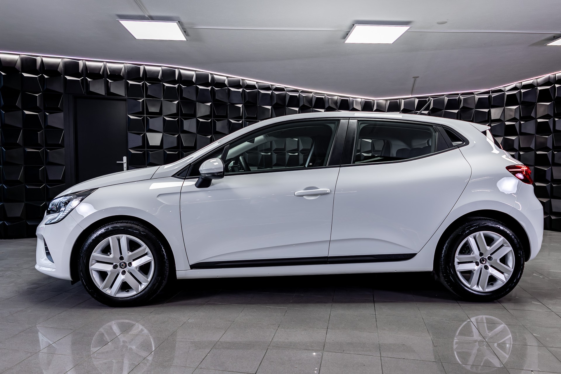 RENAULT Clio 1.0 Intens CVT - 2