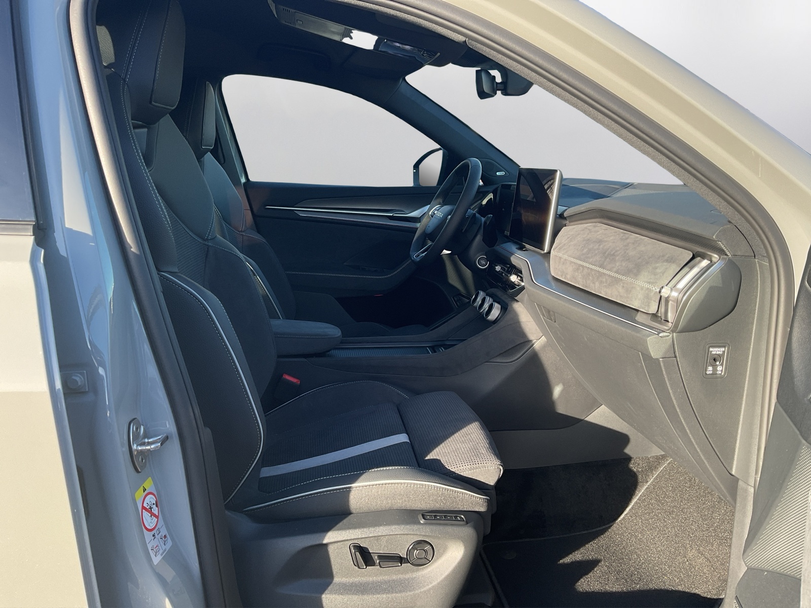 SKODA Kodiaq 1.5 TSI PHEV Sportline - 14