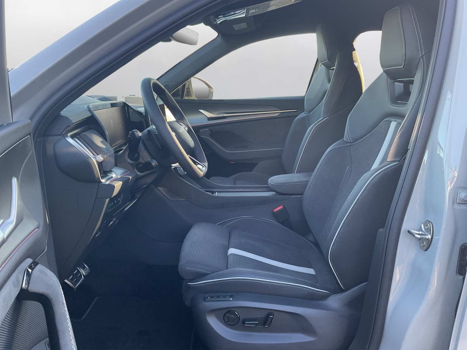 SKODA Kodiaq 1.5 TSI PHEV Sportline - 10