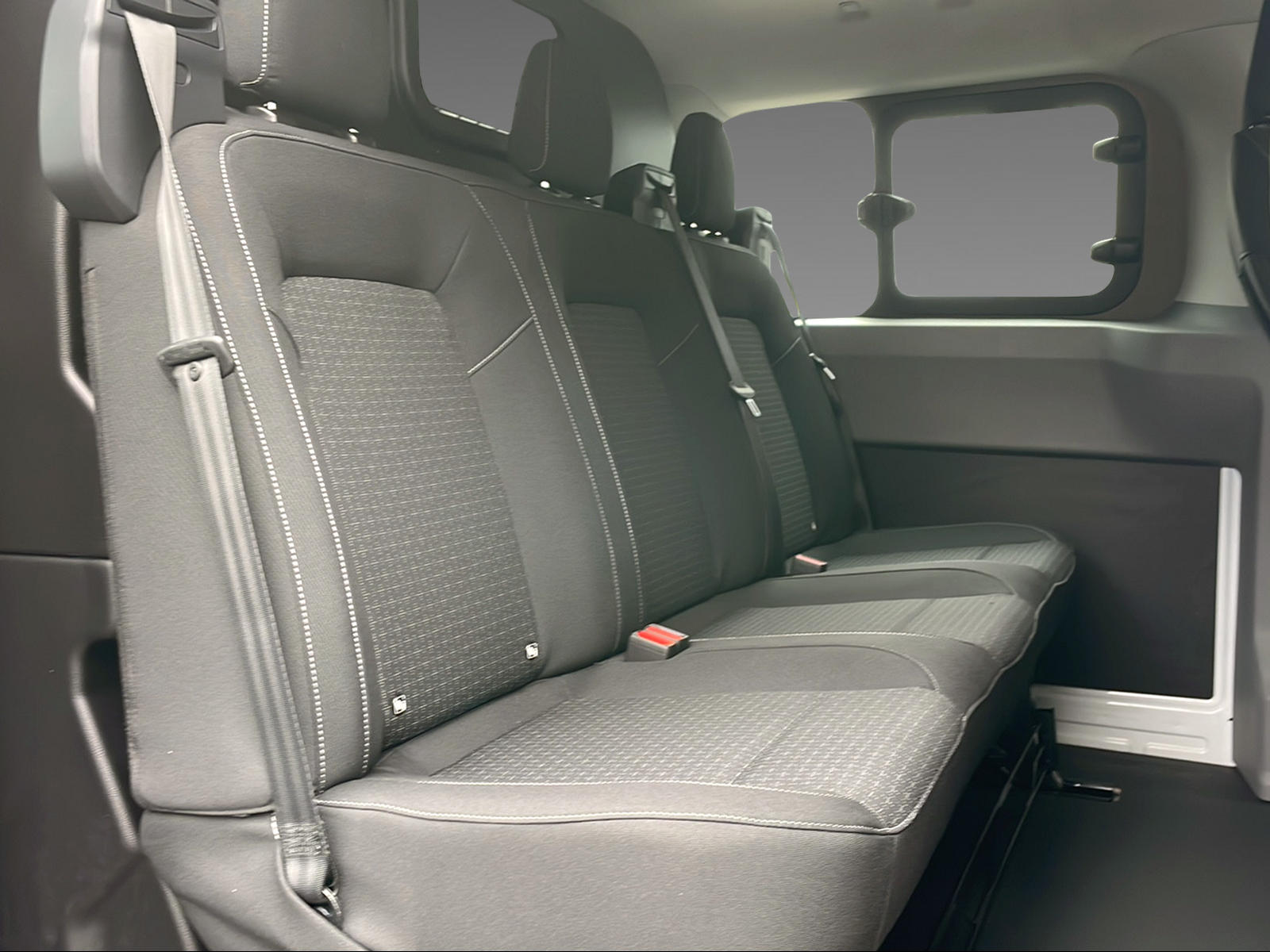 FORD Transit C DKab. Van 320 L2 2.0 EcoBlue 136 Trend - 8