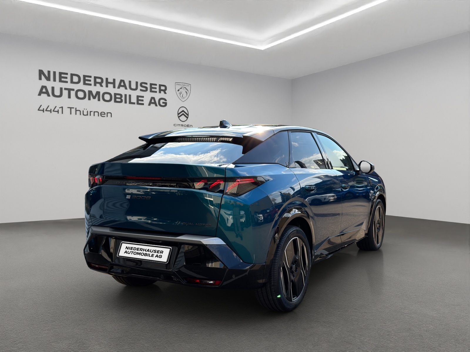 PEUGEOT 3008 e-Launch Edition AWD - 3