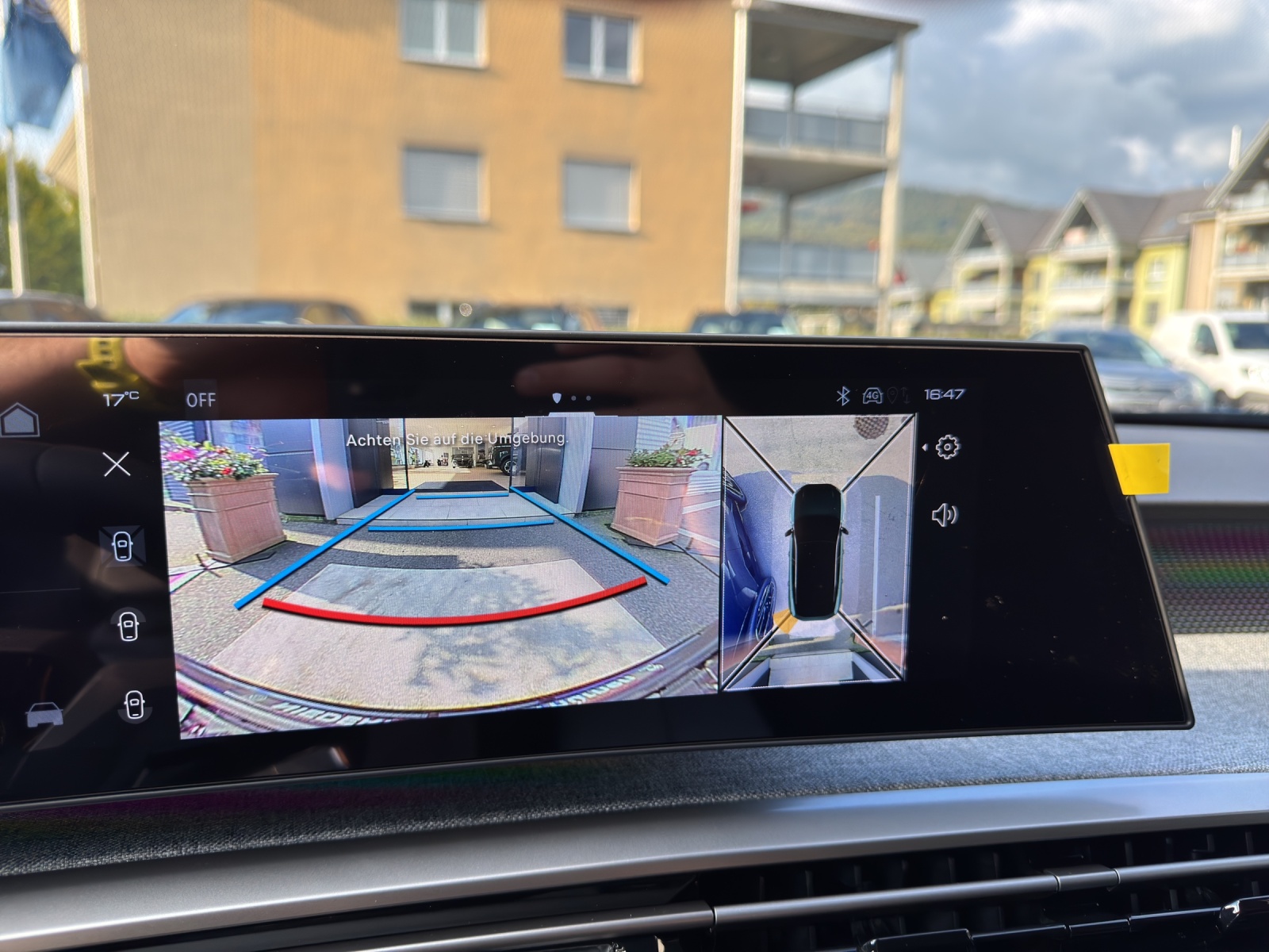 PEUGEOT 3008 e-Launch Edition AWD - 10