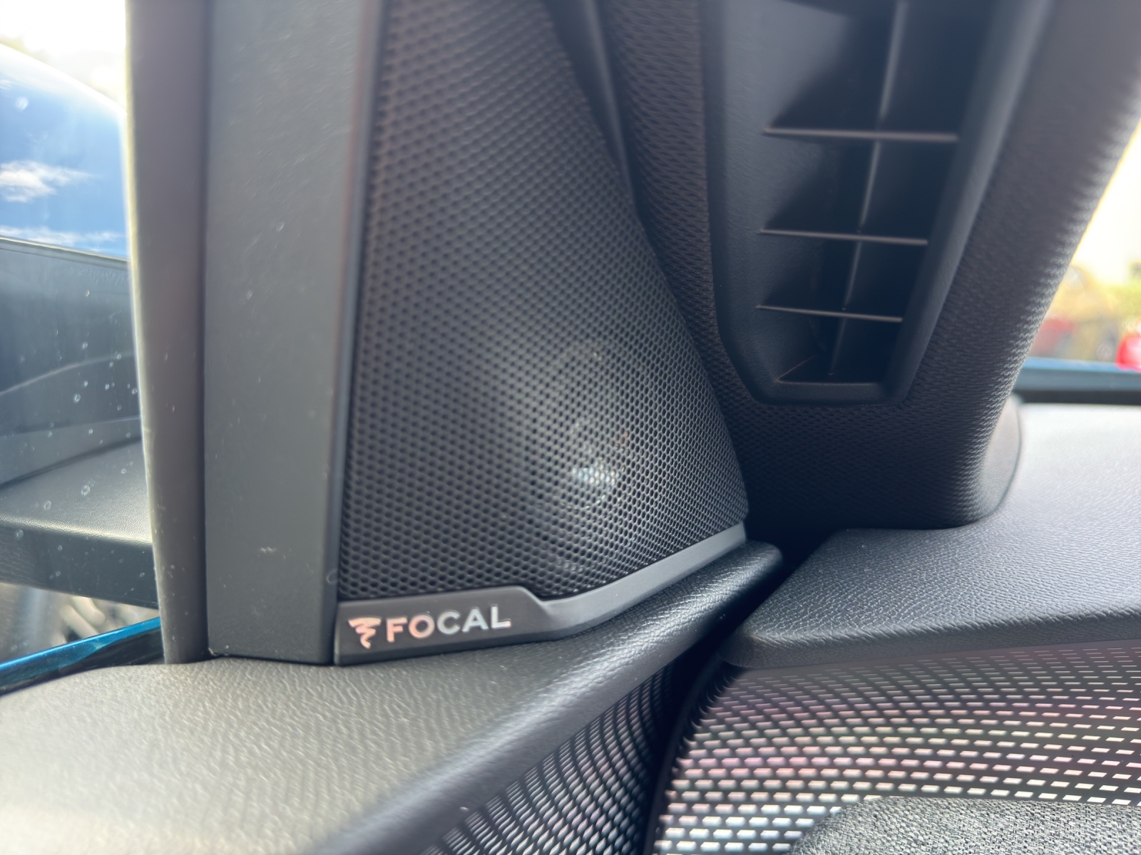 PEUGEOT 3008 e-Launch Edition AWD - 12