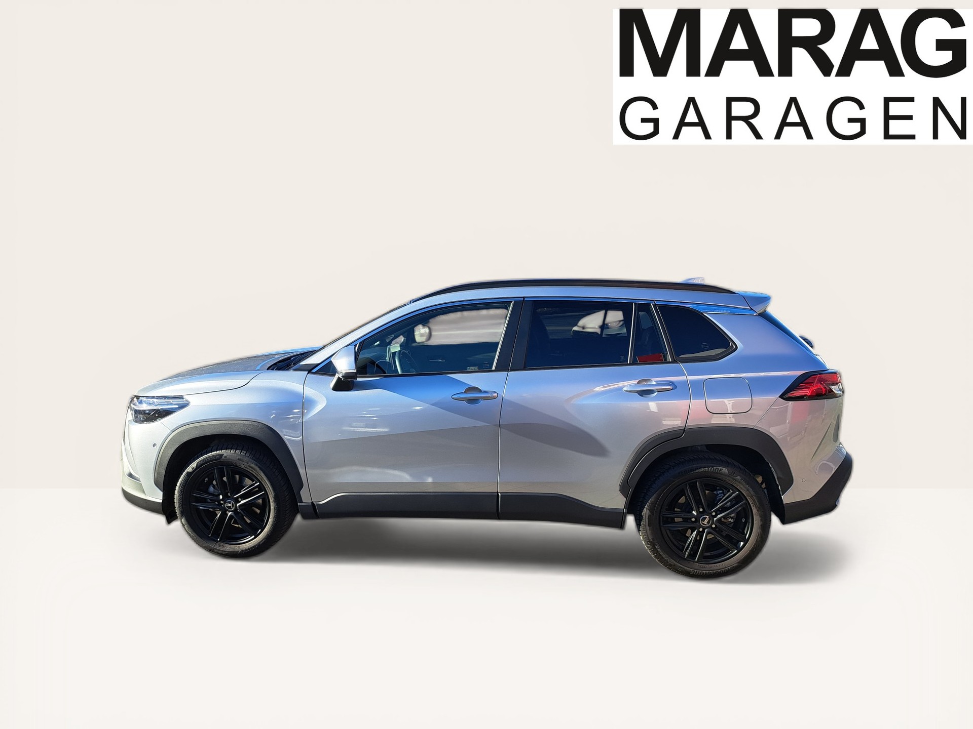 TOYOTA Corolla Cross 2.0 4WD Premium e-CVT - 12