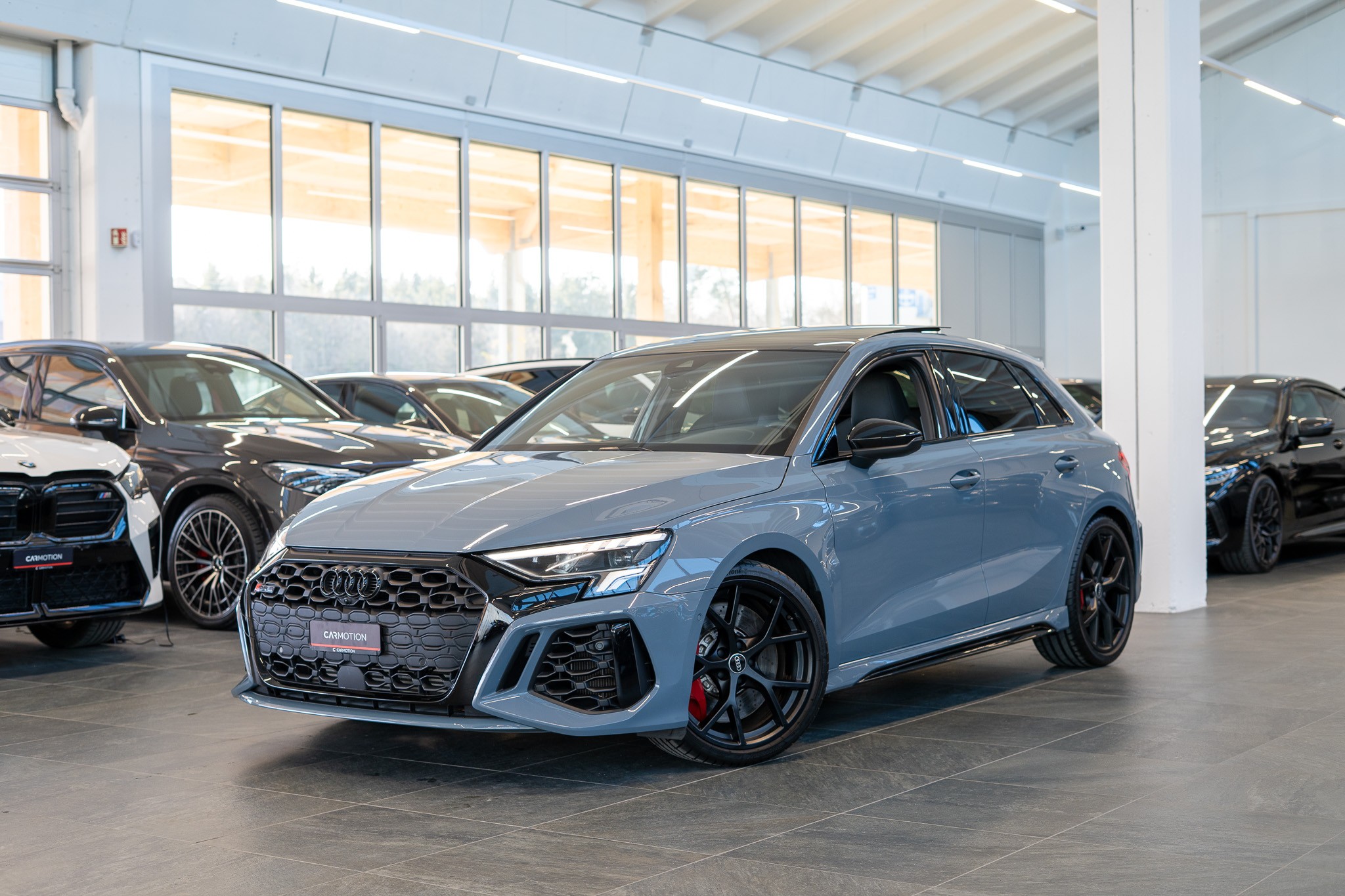 RS3 Sportback 2.5 TFSI quattro S-Tronic / Panorama / Rückfahrkamera