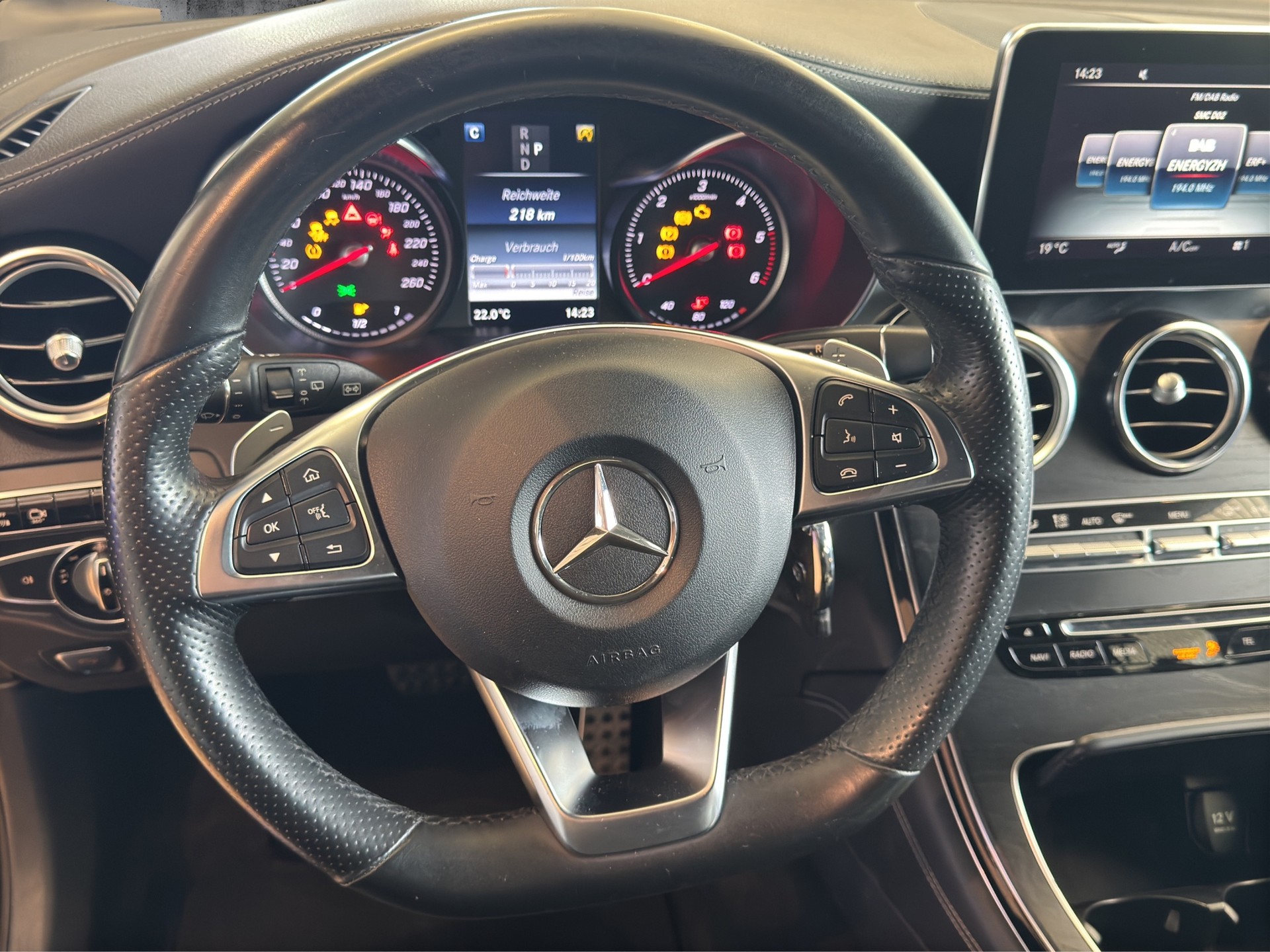 MERCEDES-BENZ GLC 250 d AMG Line 4Matic 9G-Tronic - 13