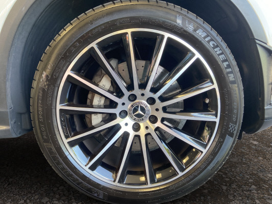 MERCEDES-BENZ GLC 220 d AMG Line 4Matic - 9
