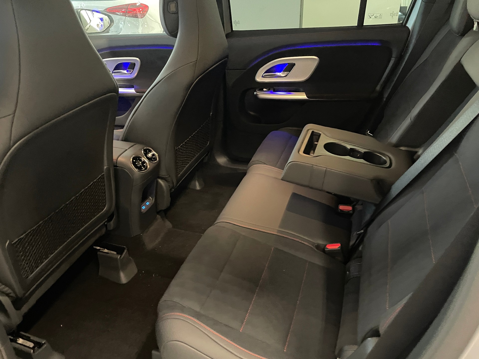 MERCEDES-BENZ GLB 220 4M AMG Line 7places - 12