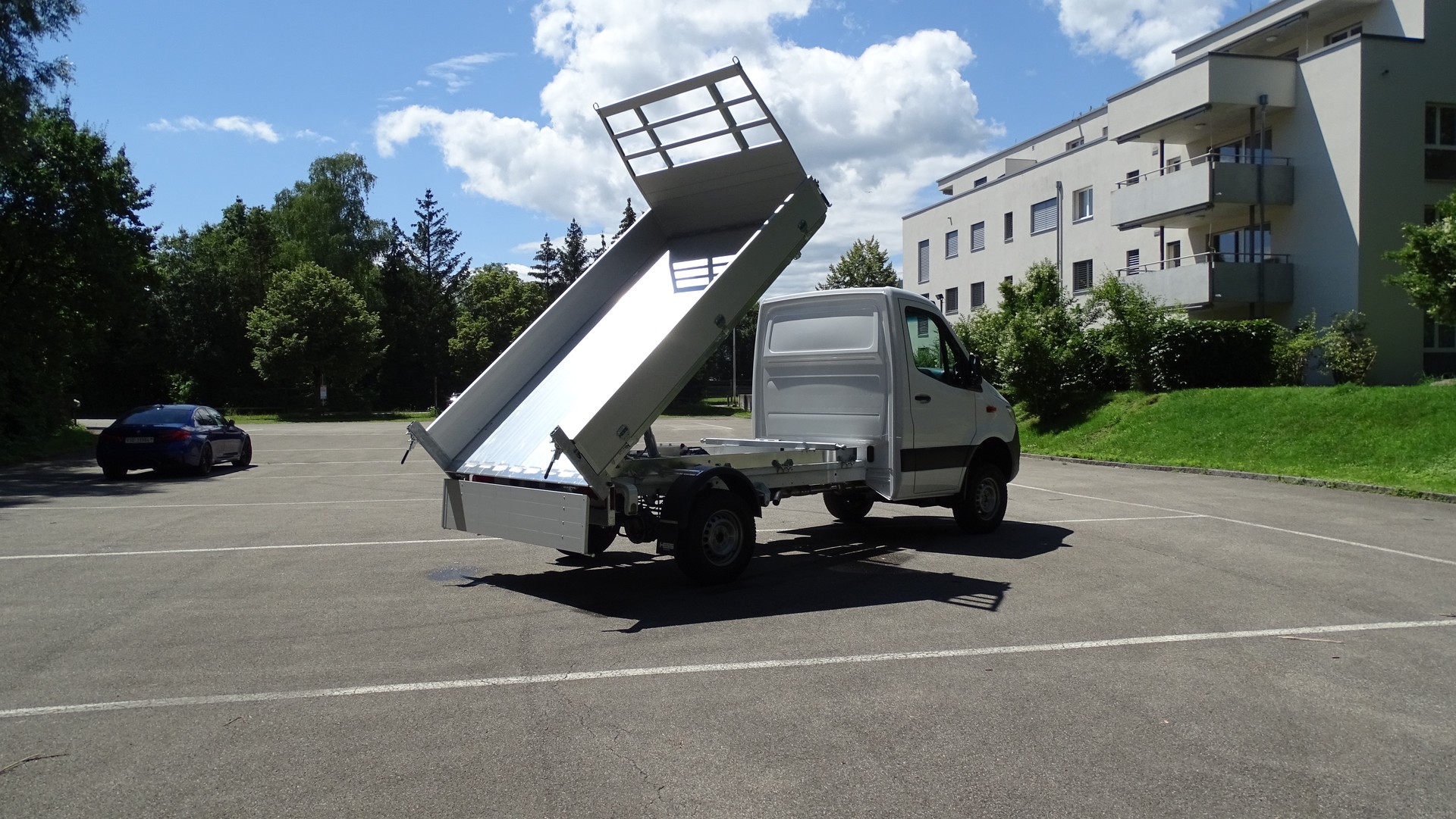 MERCEDES-BENZ Sprinter 319 CDI Standard 9G-TRONIC 4x4 - 2