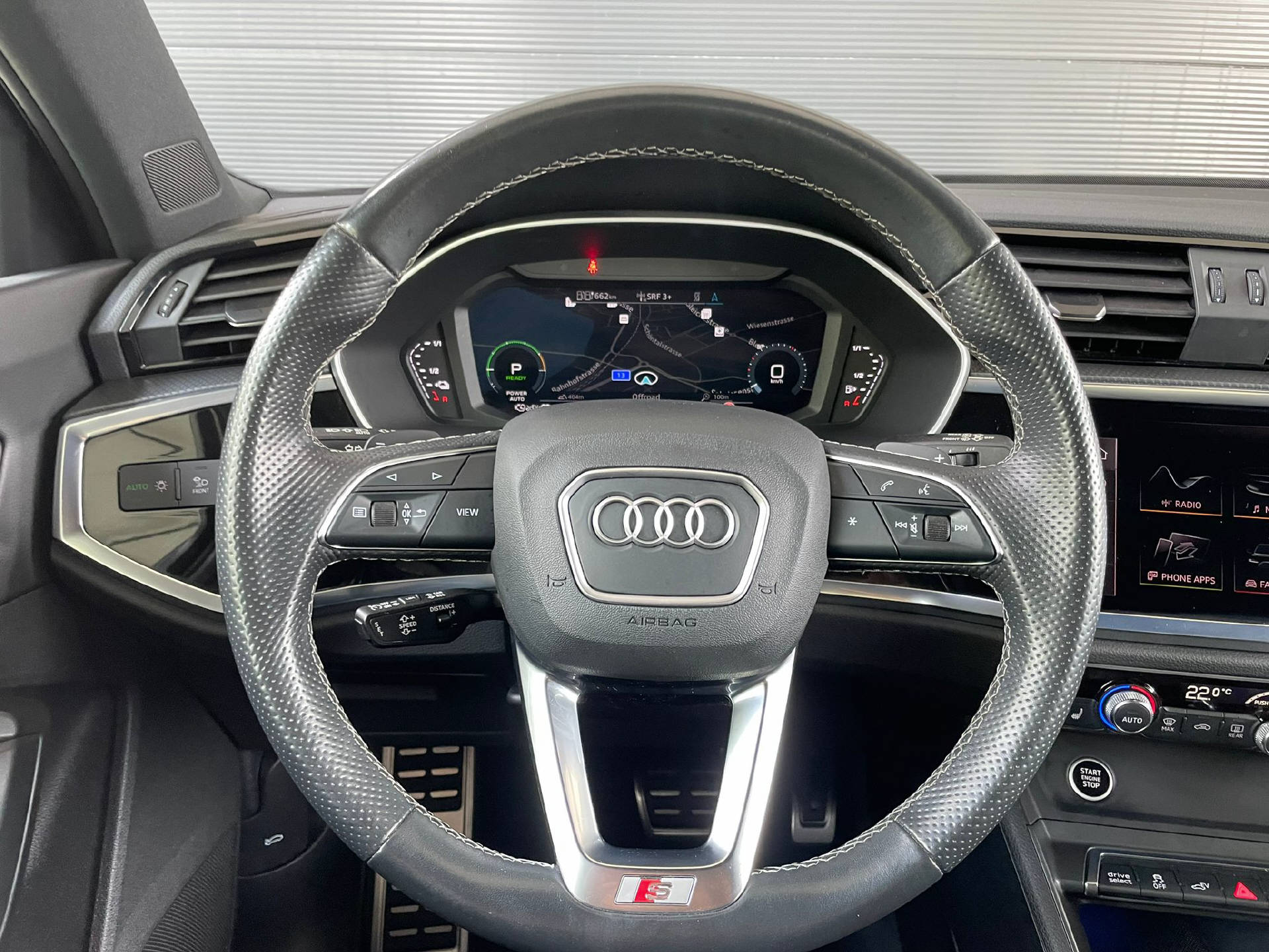 AUDI Q3 1.4 45 TFSI e S line S-Tronic-7