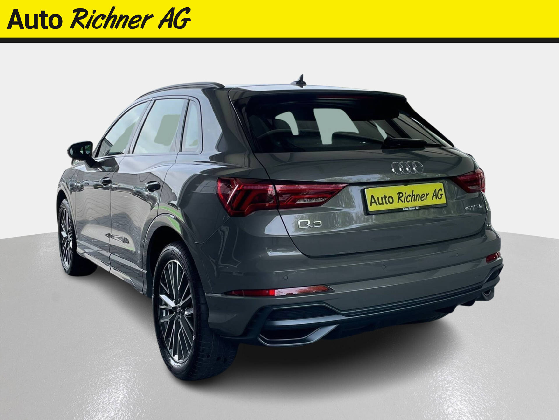 AUDI Q3 1.4 45 TFSI e S line S-Tronic-4