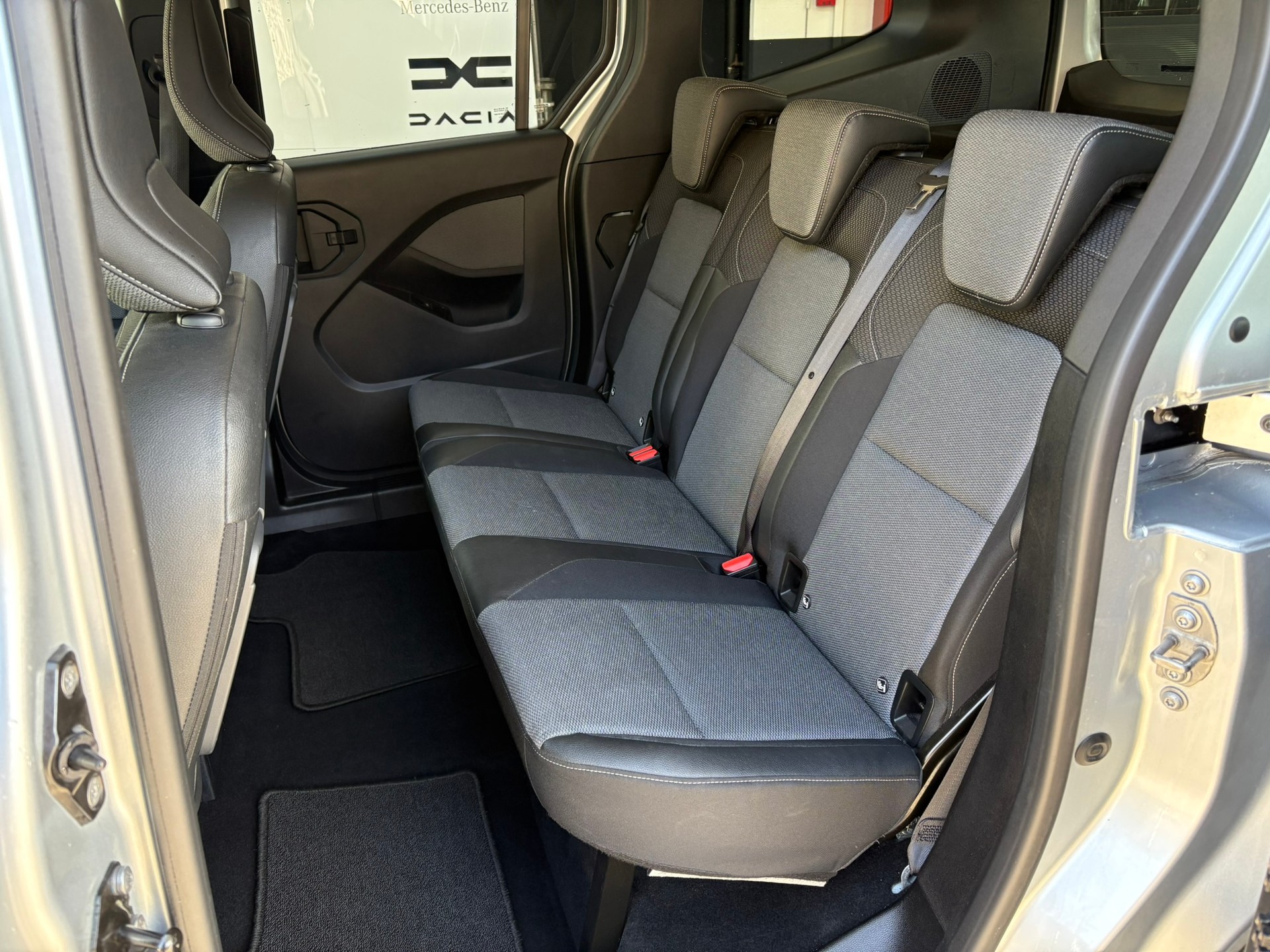 RENAULT Kangoo 1.3 TCe 130Tech. A - 11