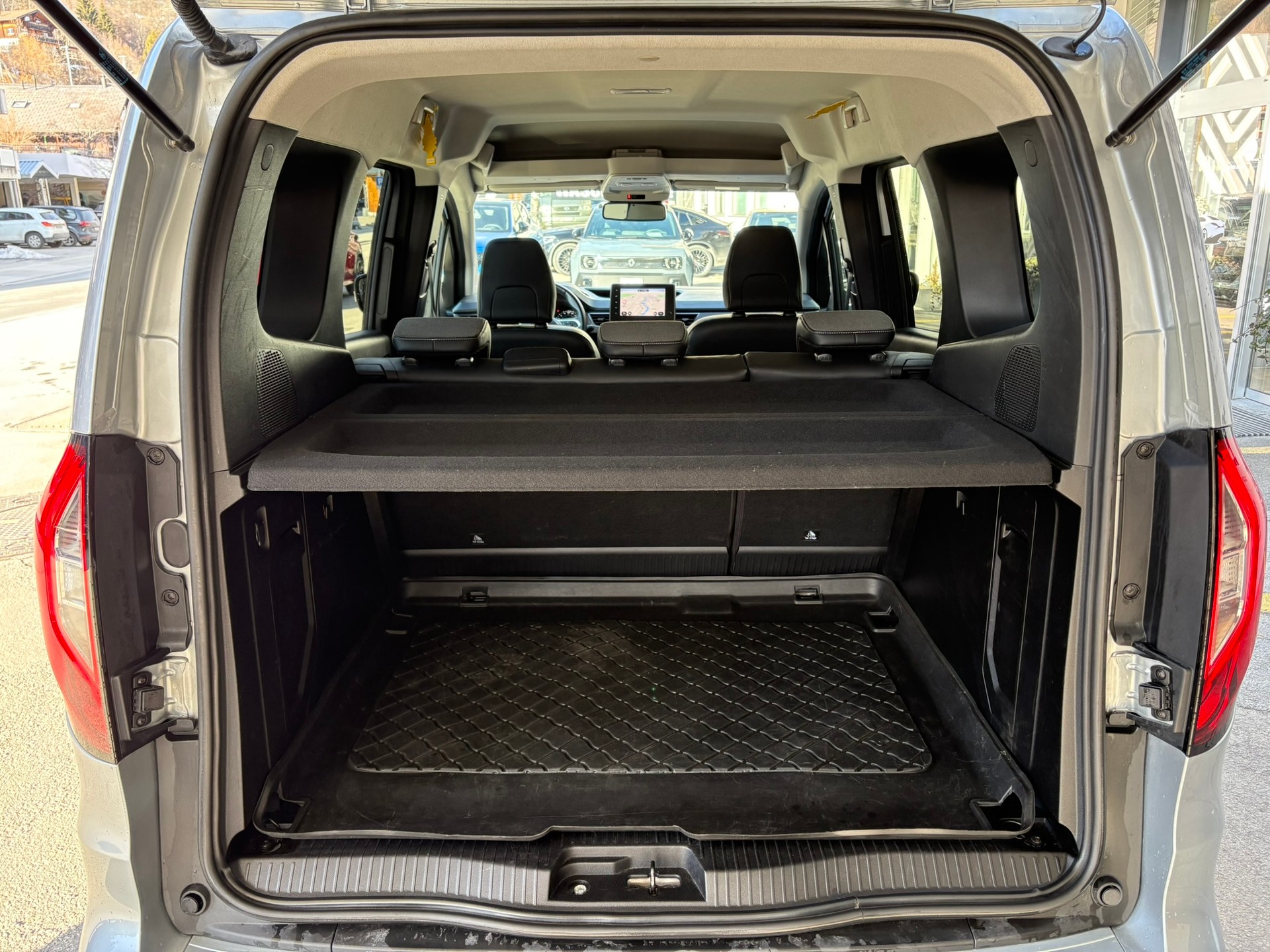 RENAULT Kangoo 1.3 TCe 130Tech. A - 13