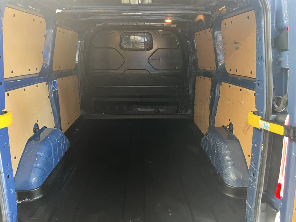 FORD Transit Custom Van 270 L1 2.2 TDCi 100 Trend - 8