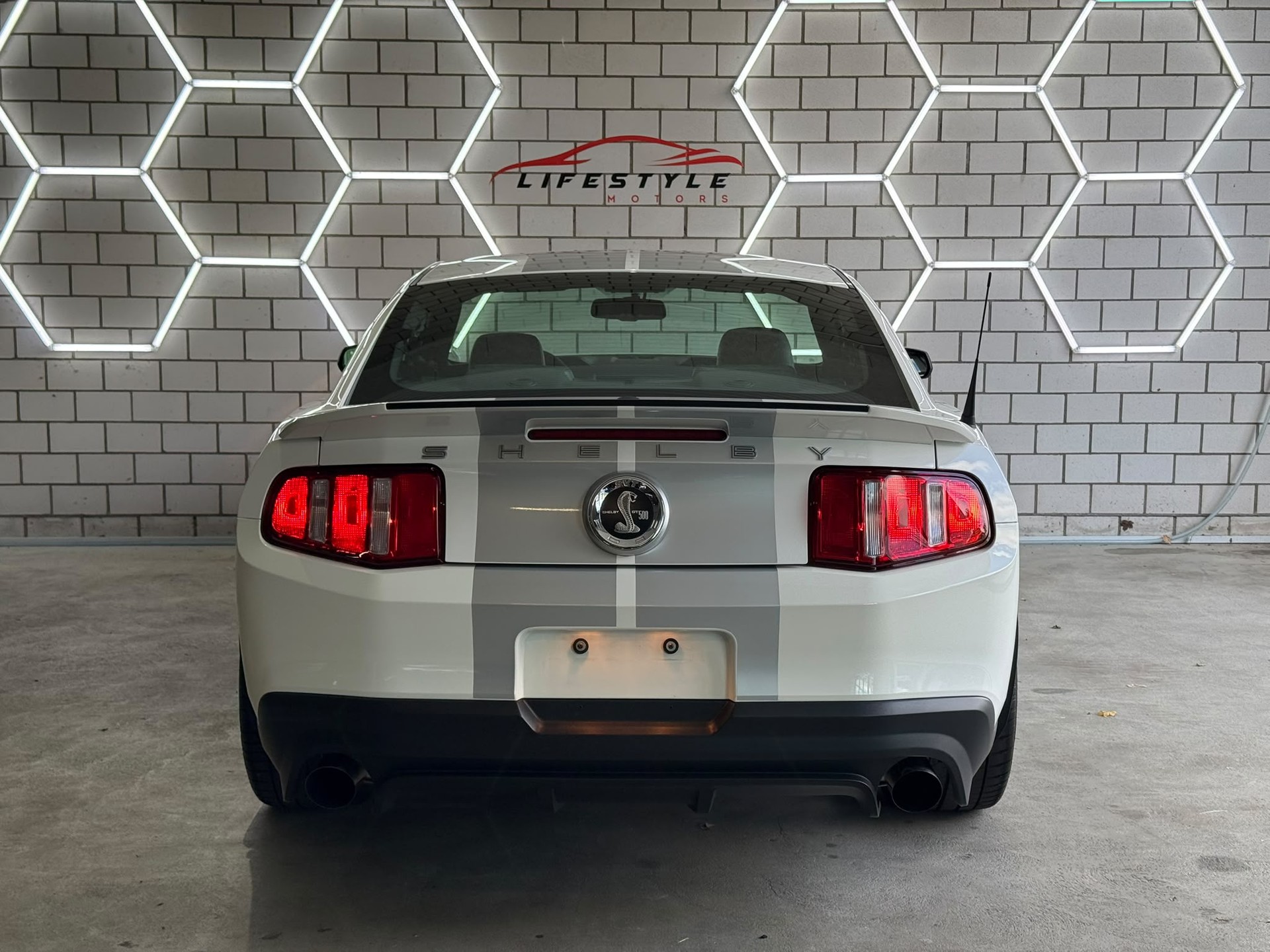 FORD Mustang Shelby GT500 - 4