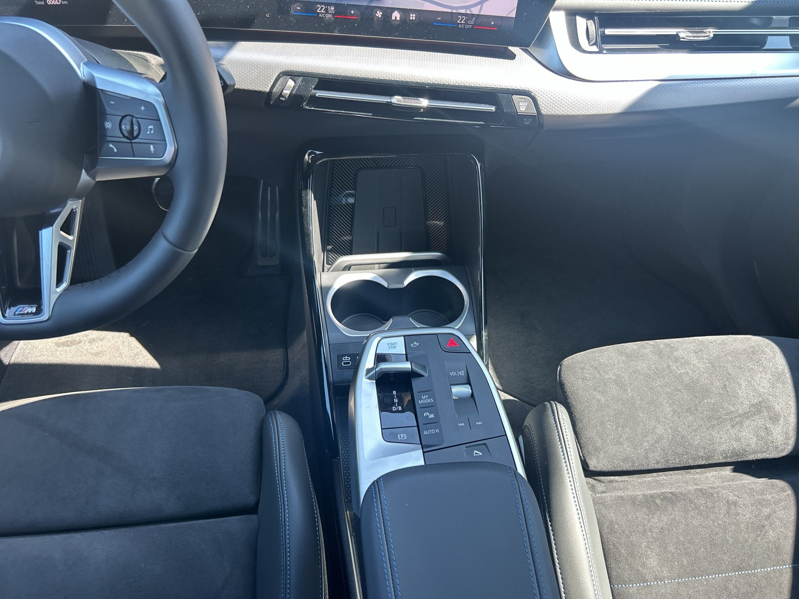 BMW iX1 xDrive 30 M Sport Pro - 13