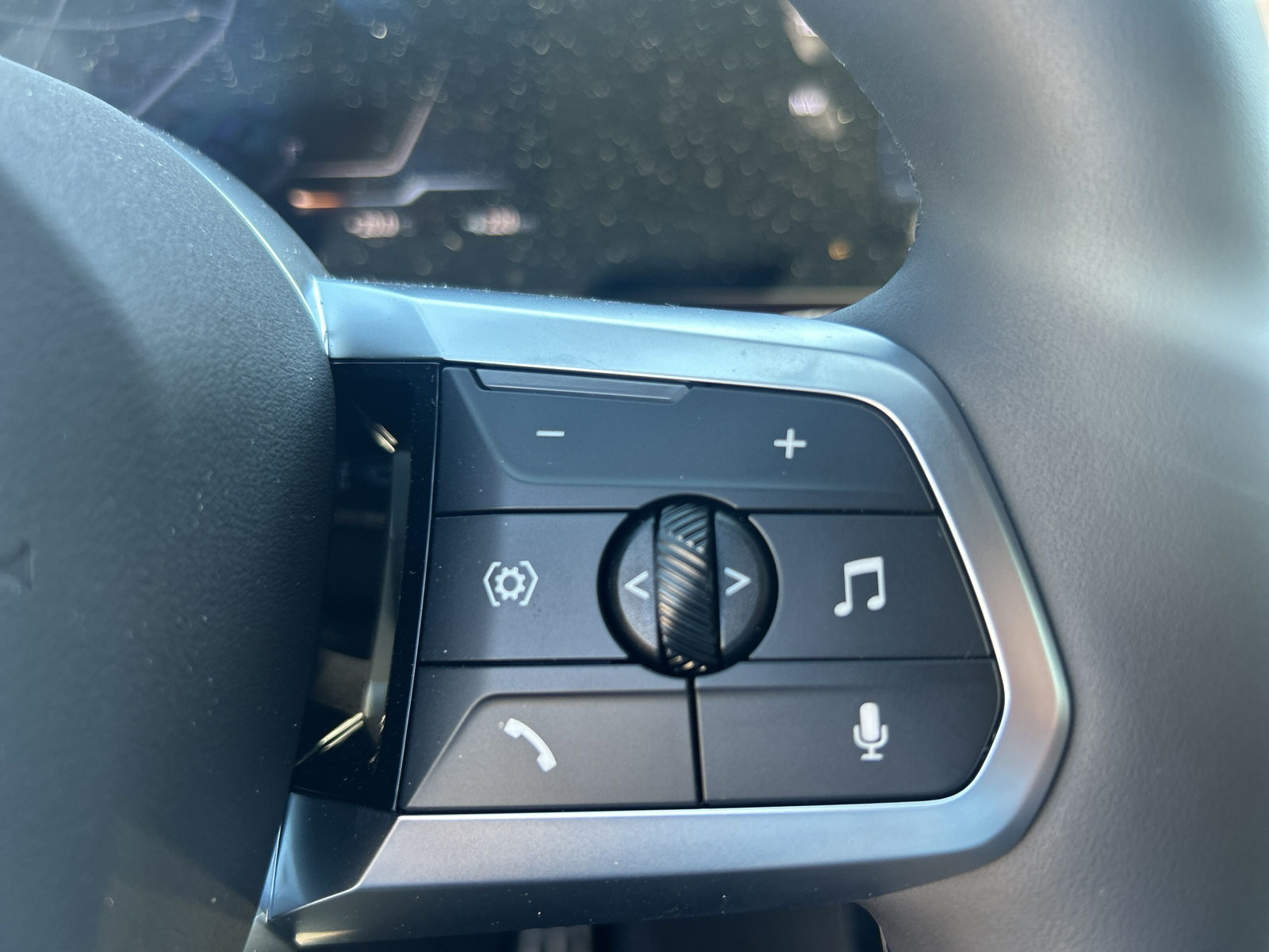 BMW iX1 xDrive 30 M Sport Pro - 16