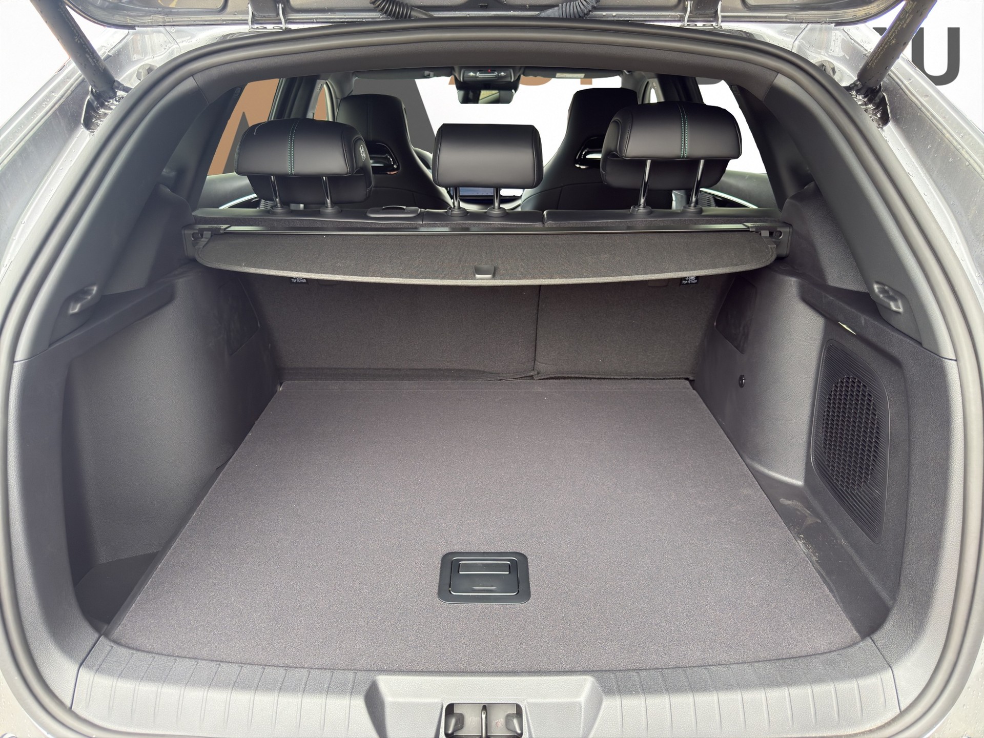 BYD Seal U DM-i Design AWD - 11