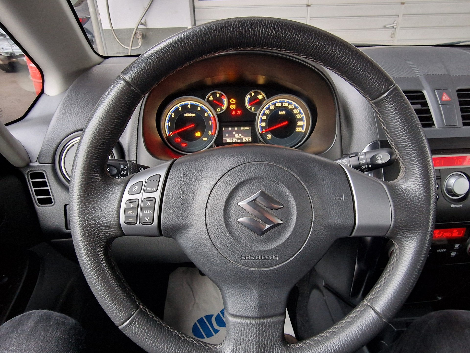 SUZUKI SX4 1.6 16V GL Top 4WD MFK Neu 12Mt Gara - 13