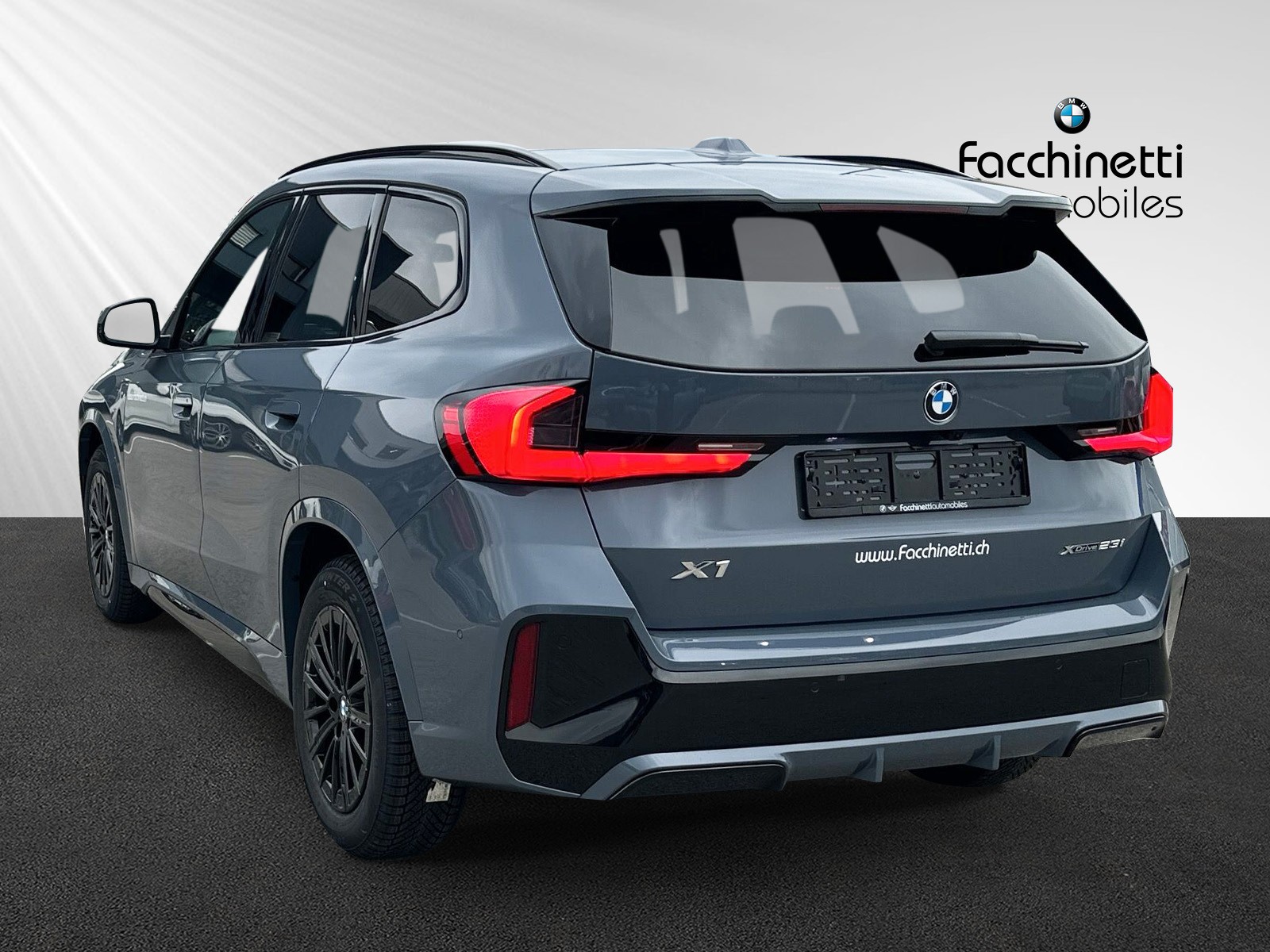 BMW X1 xDrive 23i 48V M Sport - 3