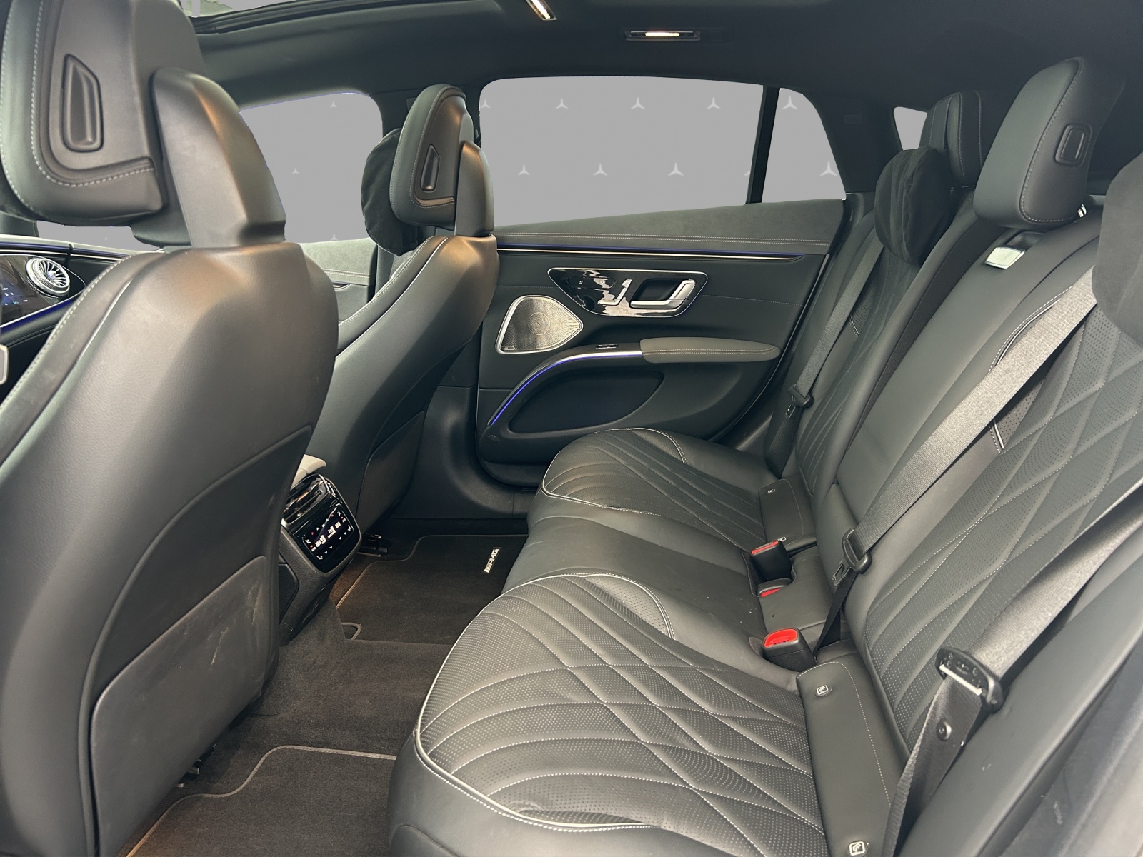 MERCEDES-BENZ EQS 580 AMG Line 4Matic - 16