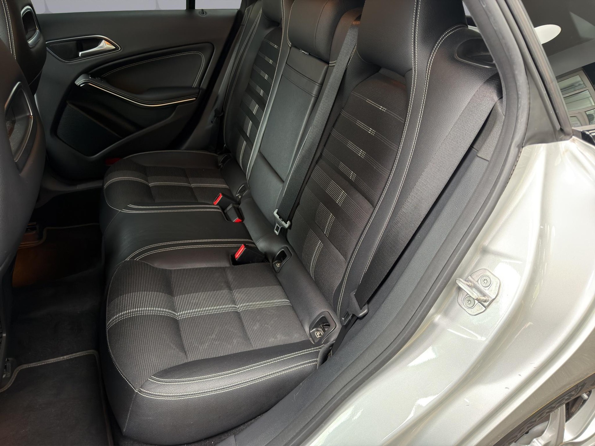 MERCEDES-BENZ CLA 220 Urban 4m Shooting Brake - 10