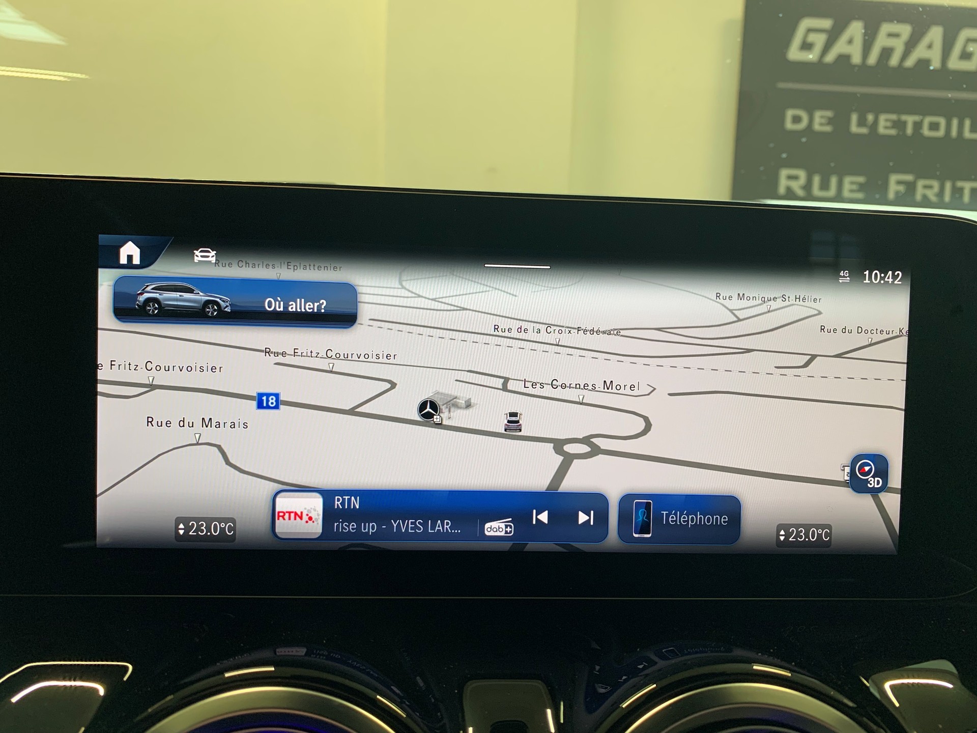 MERCEDES-BENZ GLA 250 4Matic 8G-DCT - 16