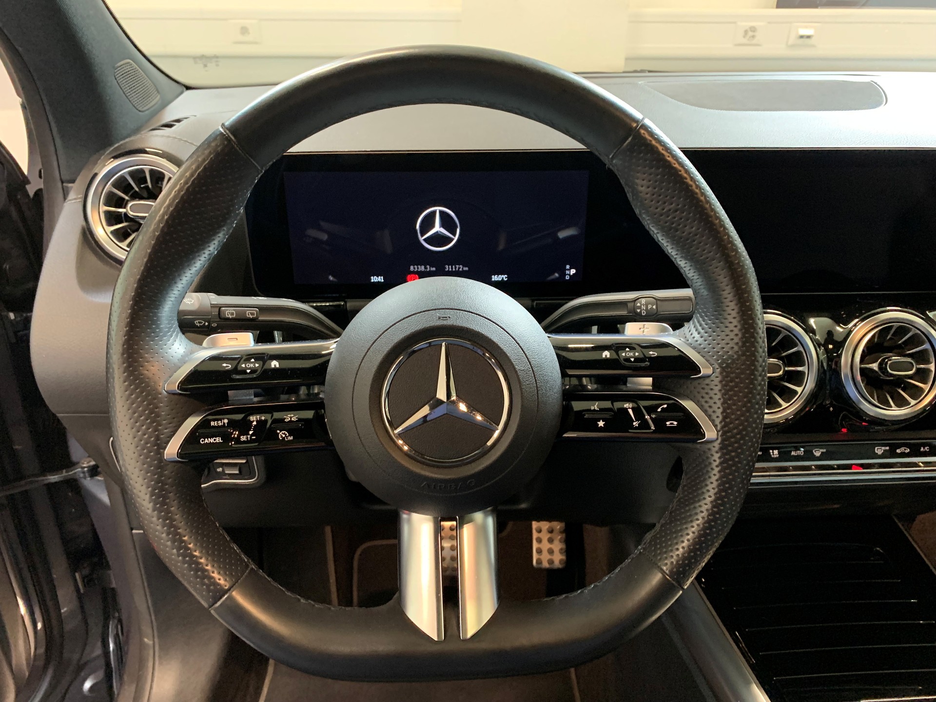 MERCEDES-BENZ GLA 250 4Matic 8G-DCT - 13