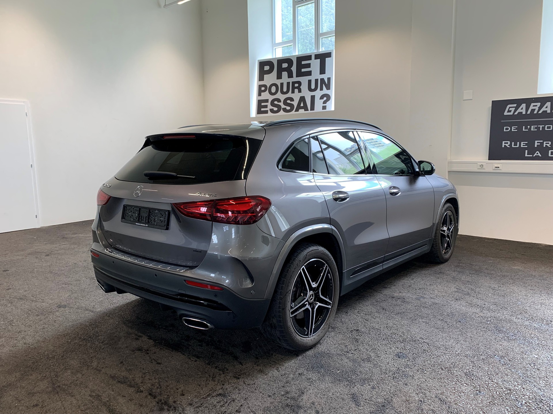 MERCEDES-BENZ GLA 250 4Matic 8G-DCT - 8