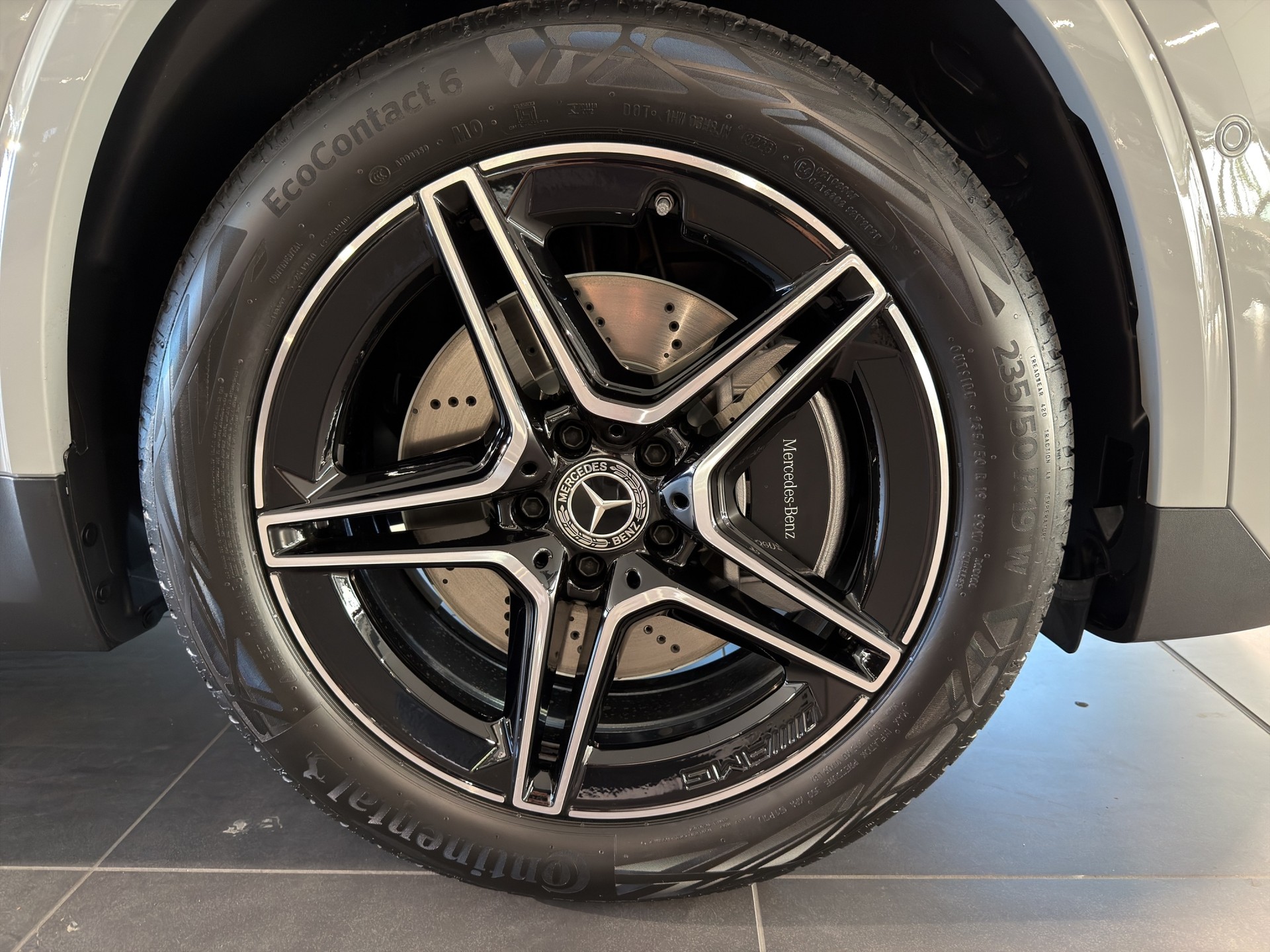 MERCEDES-BENZ GLA 250 4Matic 8G-DCT Swiss Star - 8