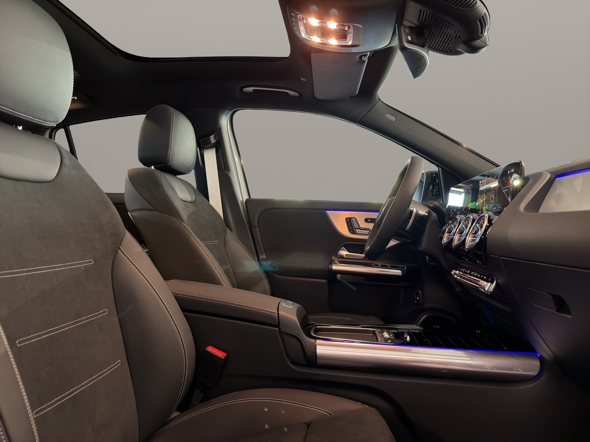 MERCEDES-BENZ GLA 250 4Matic 8G-DCT Swiss Star - 11