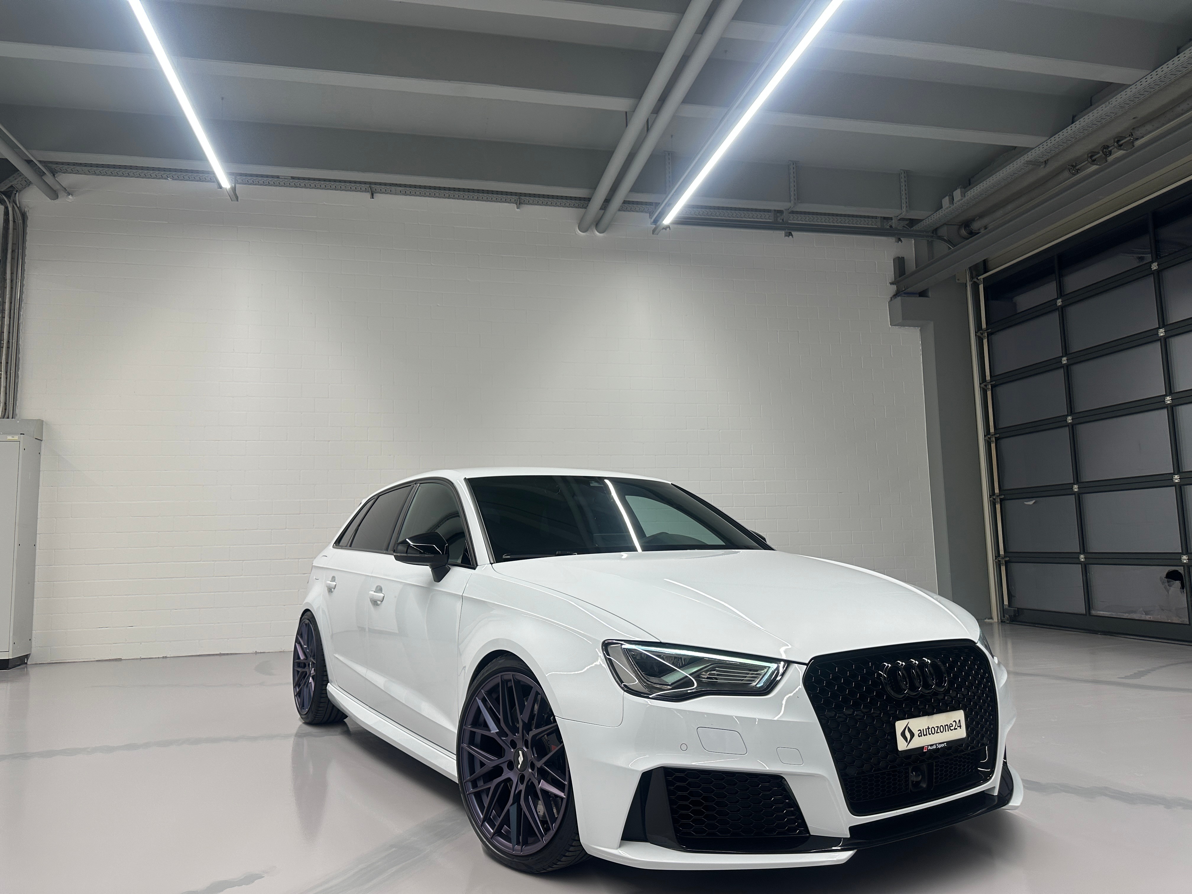 AUDI RS3