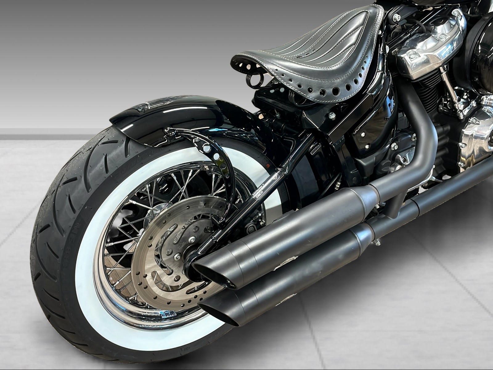 HARLEY-DAVIDSON FXST Softail Standard 107 - 8