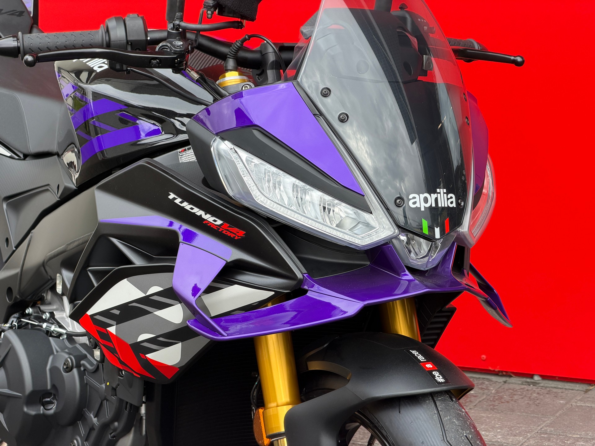 APRILIA Tuono V4 1100 E5+ Factory - 12