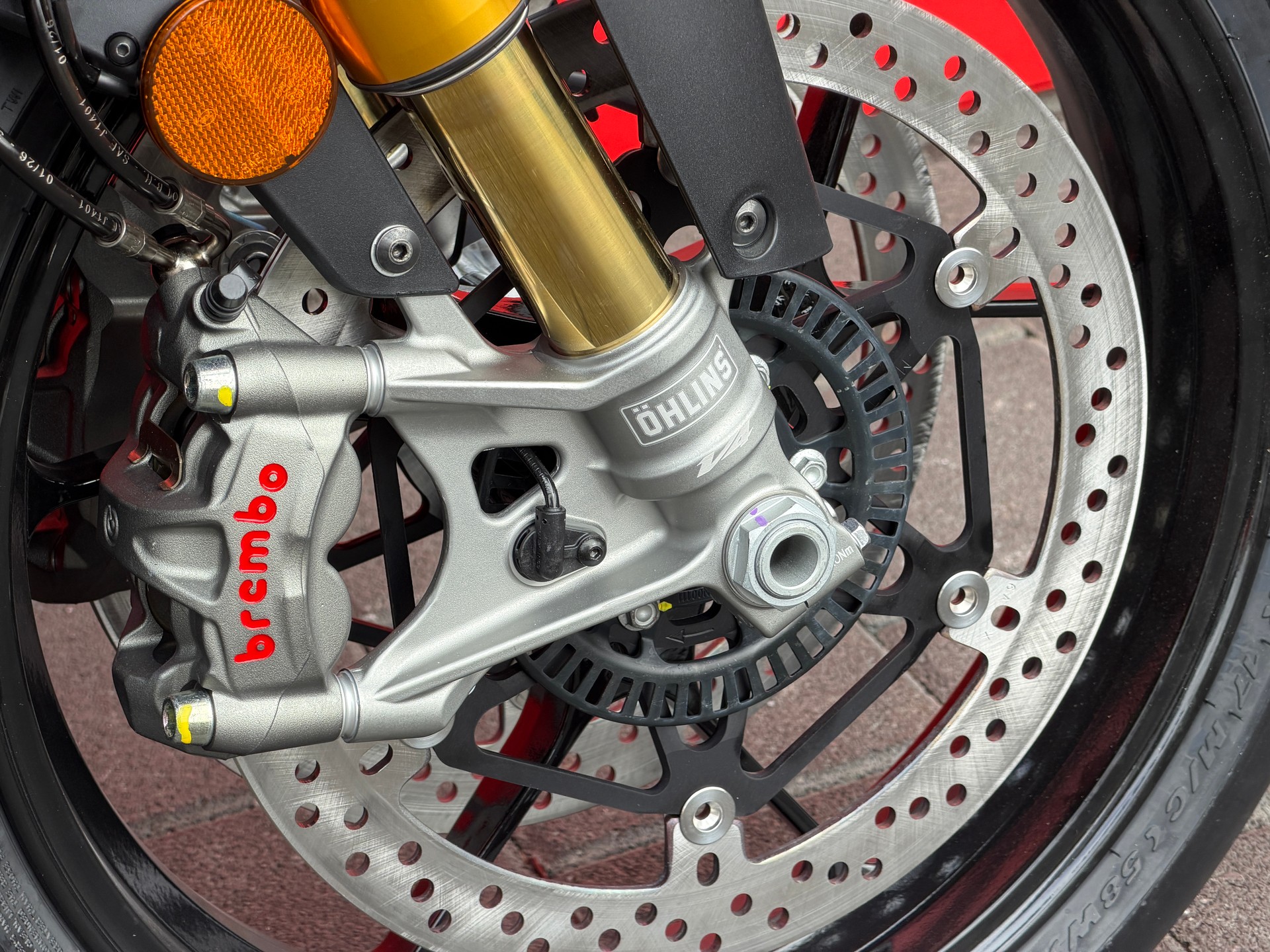 APRILIA Tuono V4 1100 E5+ Factory - 10