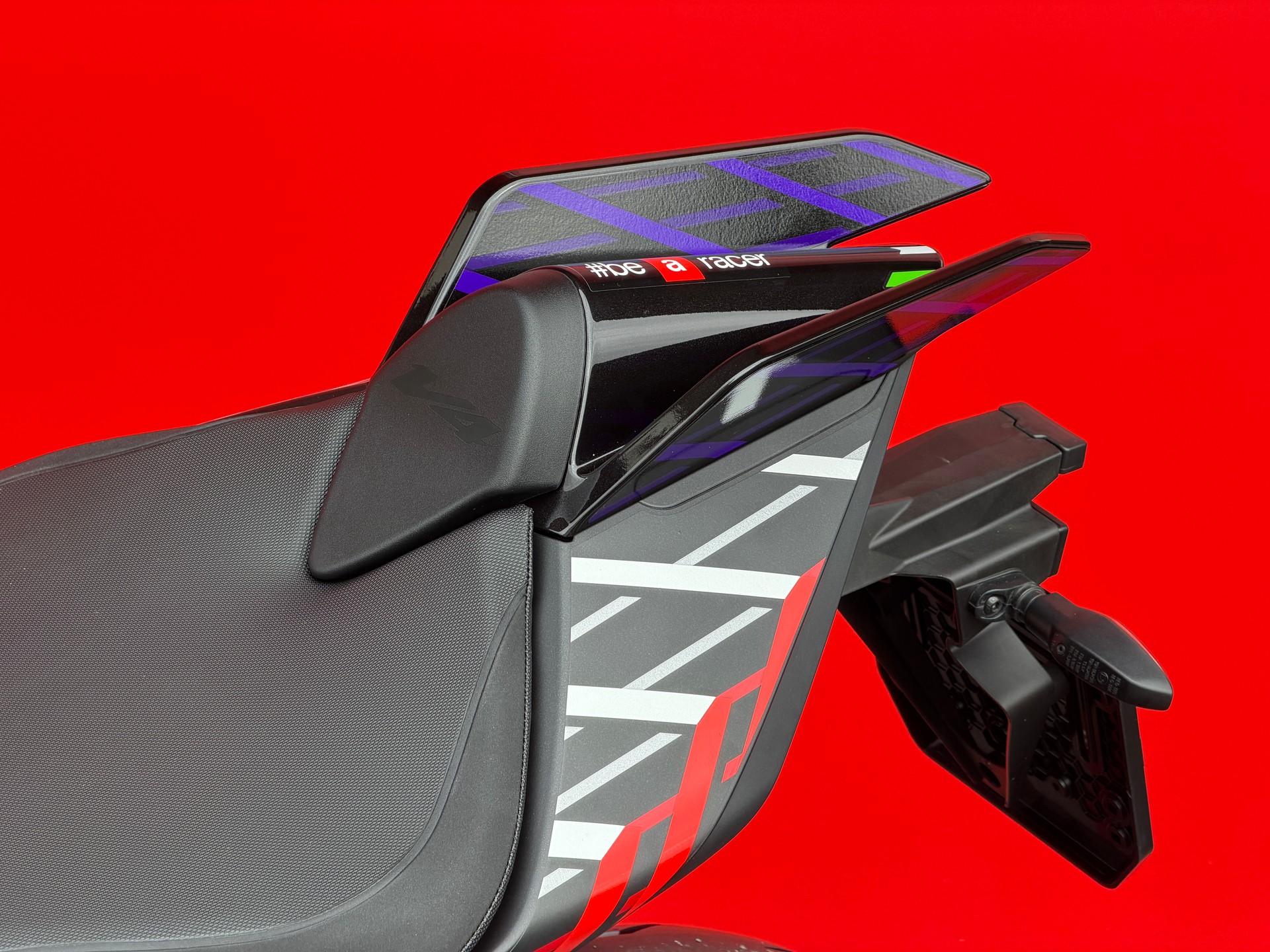 APRILIA Tuono V4 1100 E5+ Factory - 6