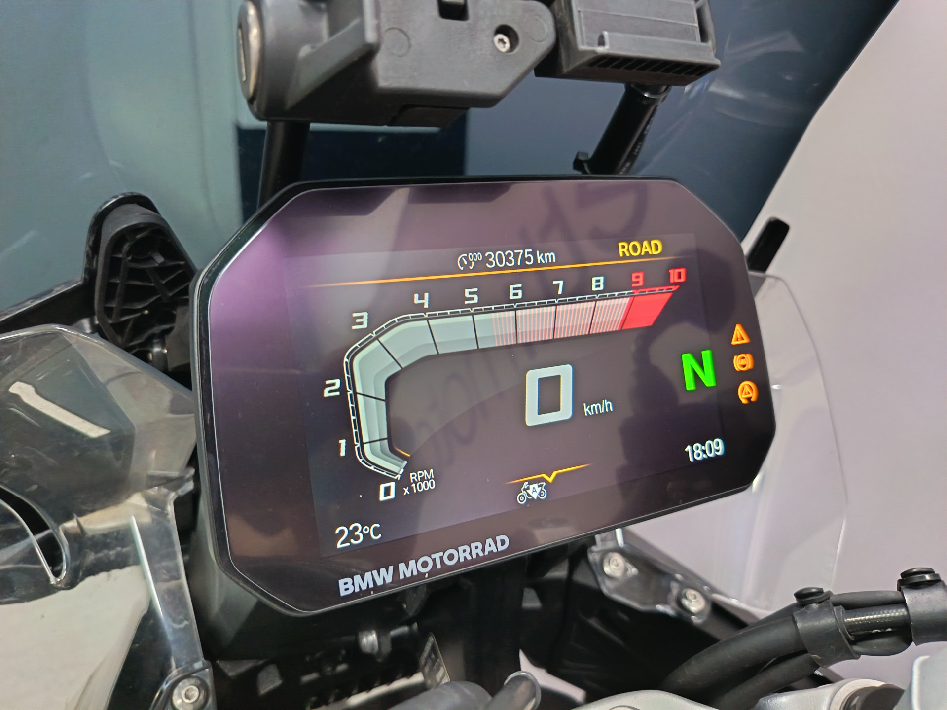 BMW R 1300 GS Triple Black - 9