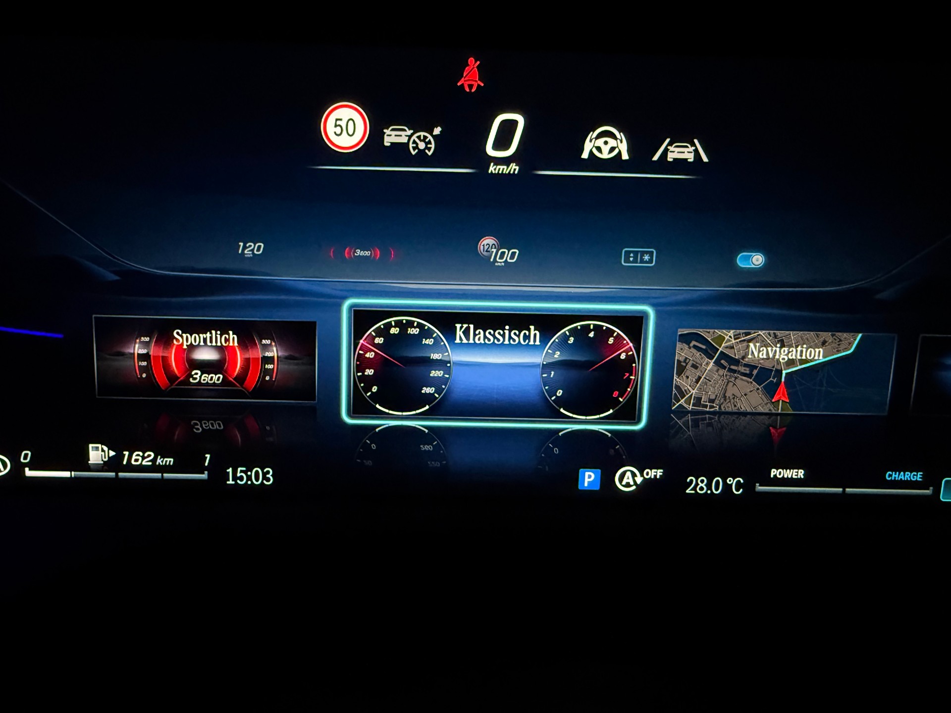 MERCEDES-BENZ E 200 AMG Line 9G-Tronic 4Matic - 27