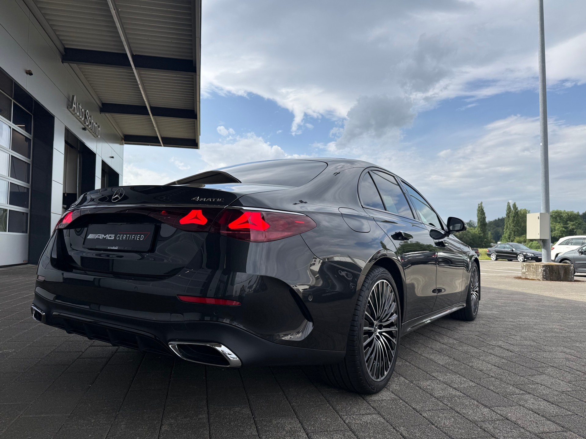 MERCEDES-BENZ E 200 AMG Line 9G-Tronic 4Matic - 2