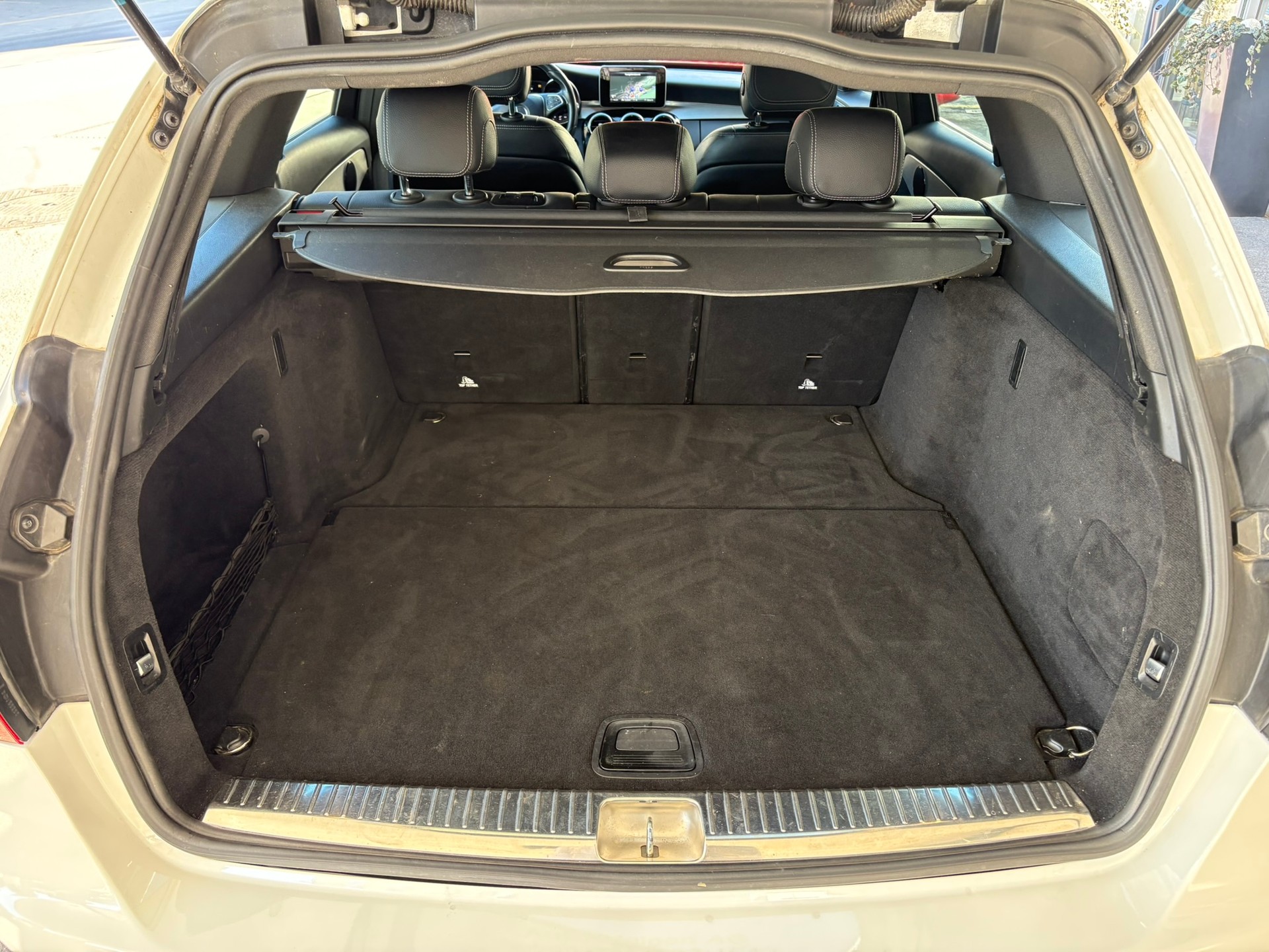 MERCEDES-BENZ C 250 d Swiss Star Avan4M - 13