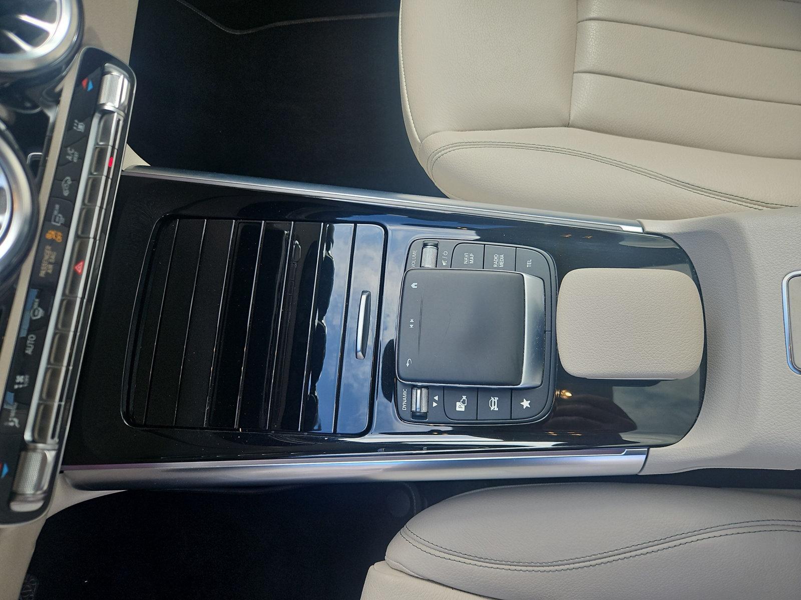 MERCEDES-BENZ GLA 200 Progressive 4matic - 21