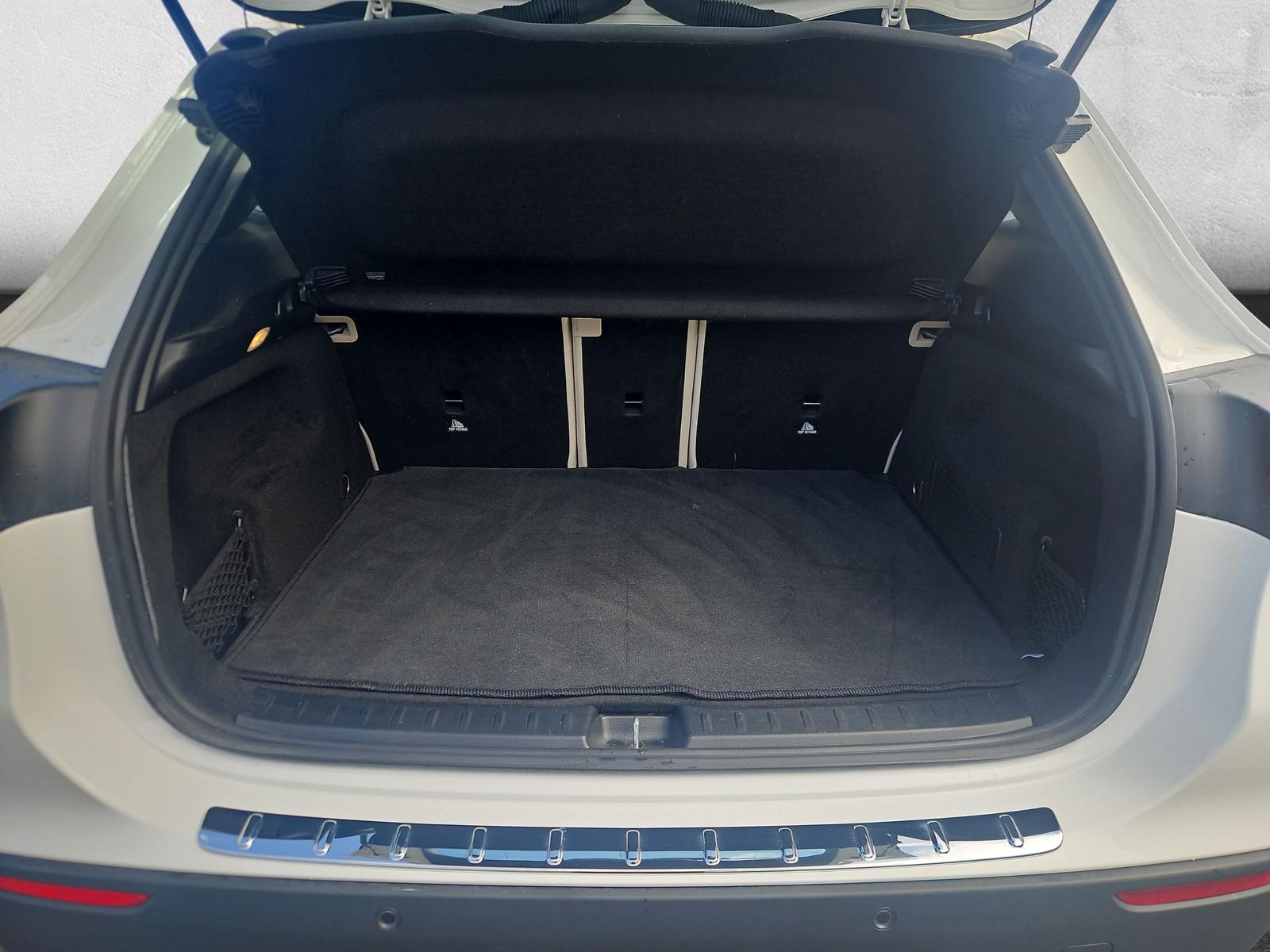 MERCEDES-BENZ GLA 200 Progressive 4matic - 10