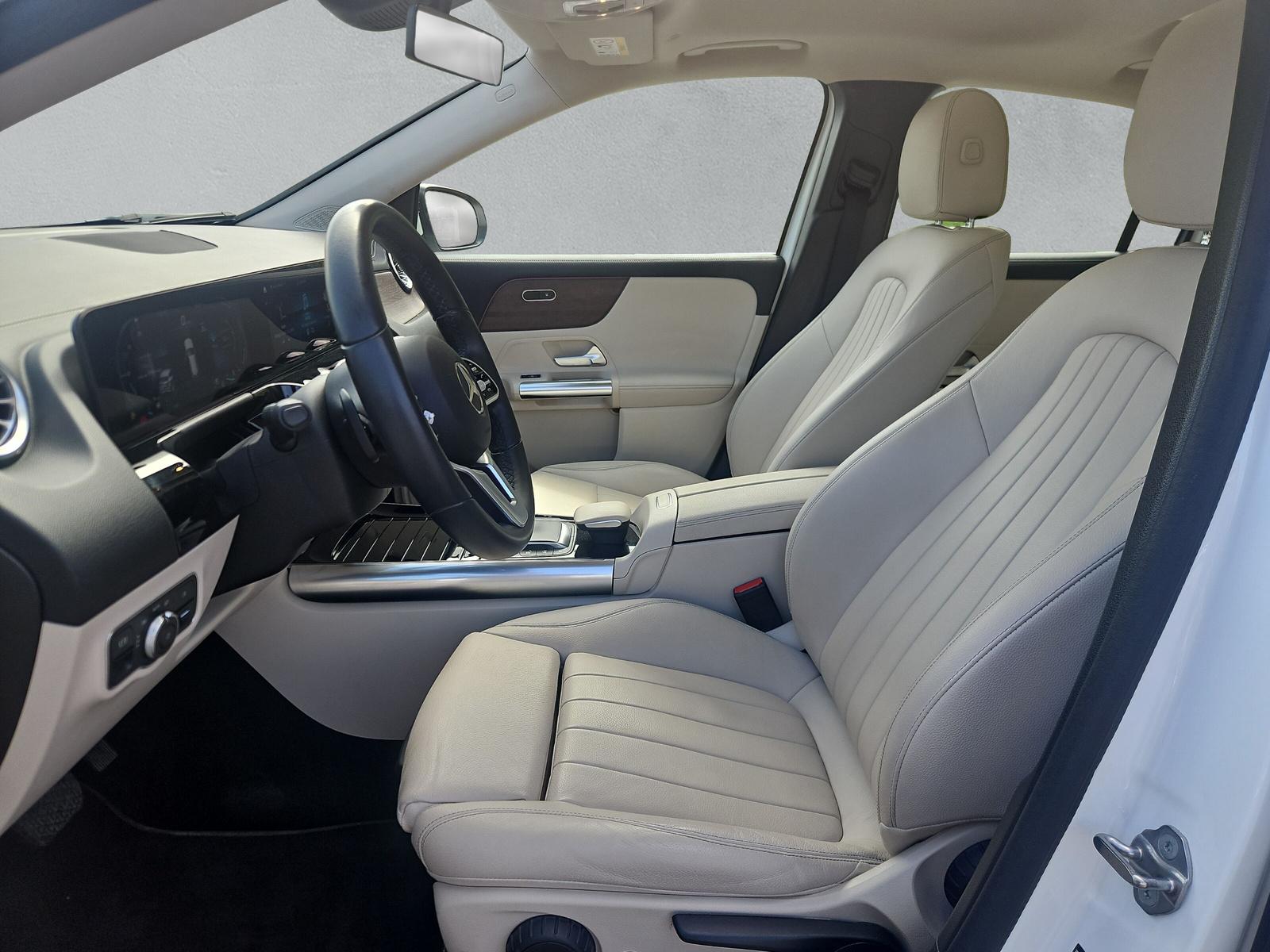 MERCEDES-BENZ GLA 200 Progressive 4matic - 11