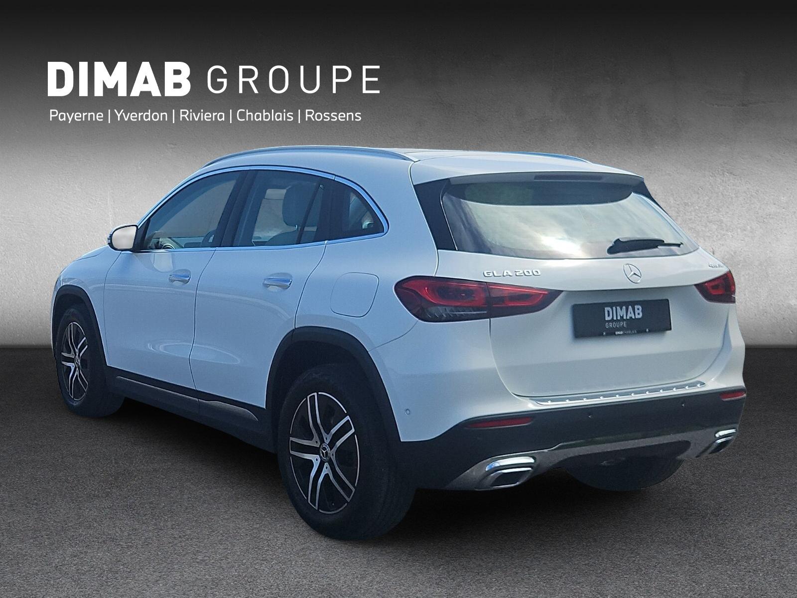 MERCEDES-BENZ GLA 200 Progressive 4matic - 3